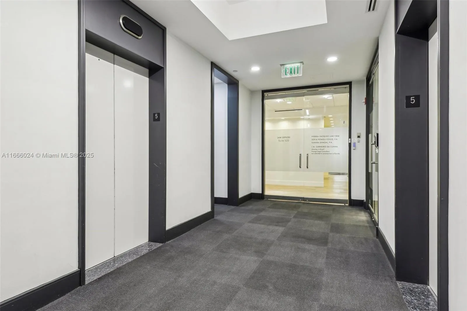 1200 Brickell Ave 520 A-d, Miami, Florida 33131, Miami, Florida 33131, ,Commercial Lease,For Rent,1200 Brickell Ave 520 A-d, Miami, Florida 33131,A11666024