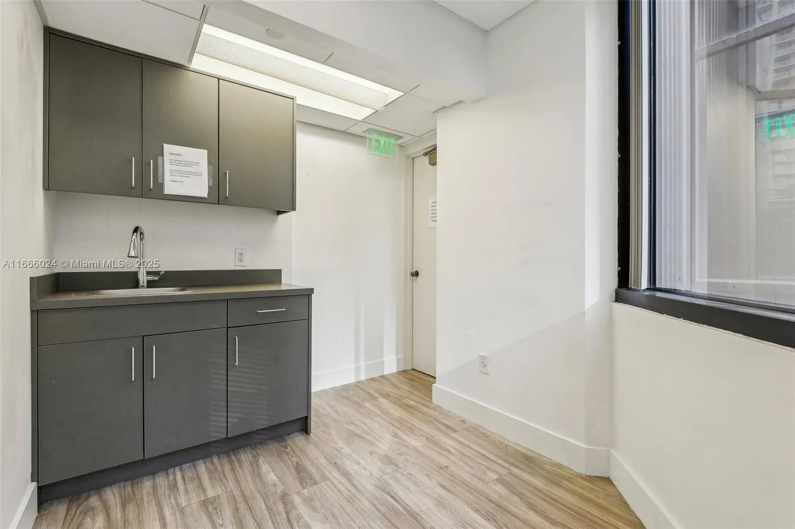 1200 Brickell Ave 520 A-d, Miami, Florida 33131, Miami, Florida 33131, ,Commercial Lease,For Rent,1200 Brickell Ave 520 A-d, Miami, Florida 33131,A11666024