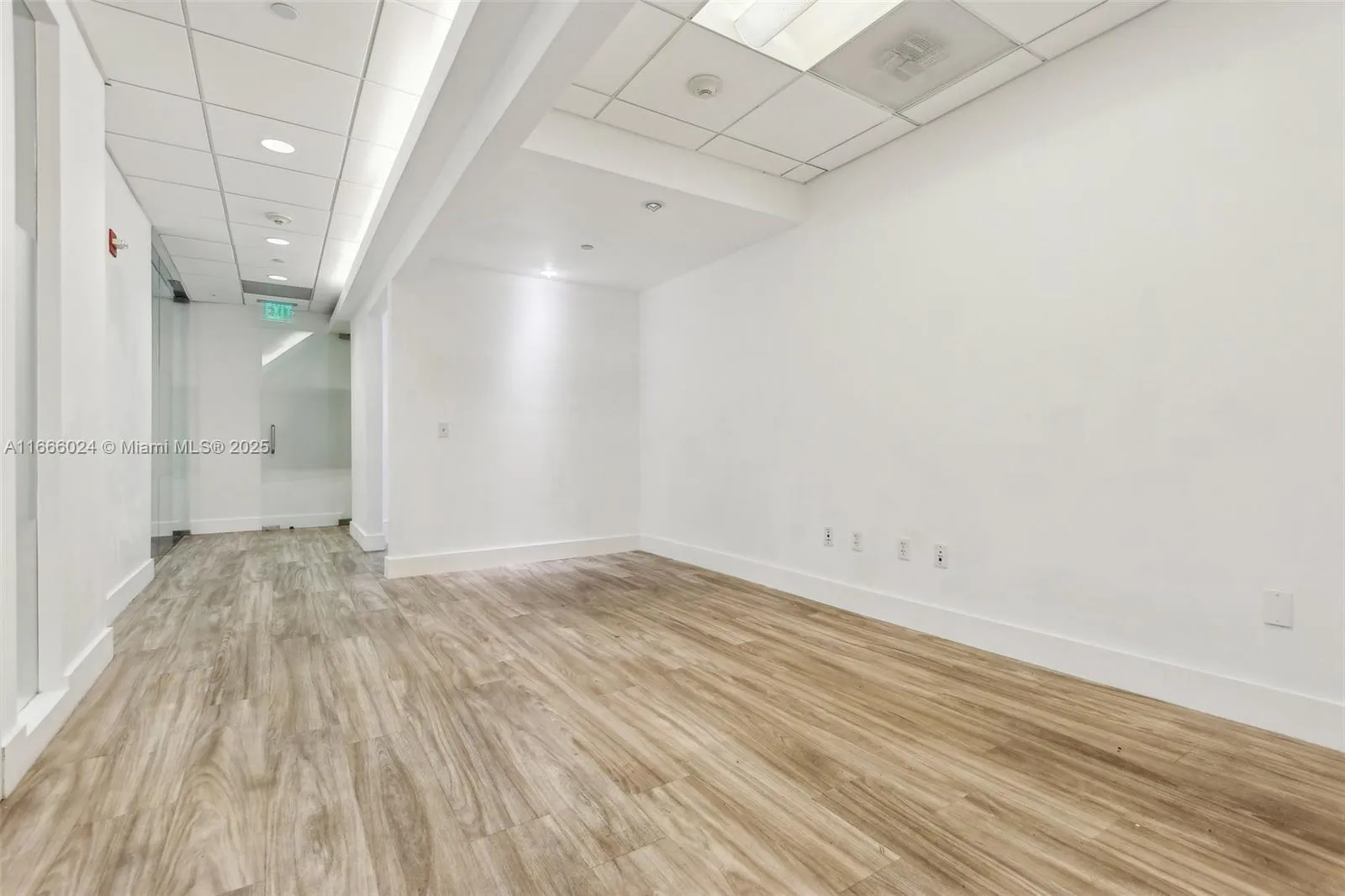 1200 Brickell Ave 520 A-d, Miami, Florida 33131, Miami, Florida 33131, ,Commercial Lease,For Rent,1200 Brickell Ave 520 A-d, Miami, Florida 33131,A11666024