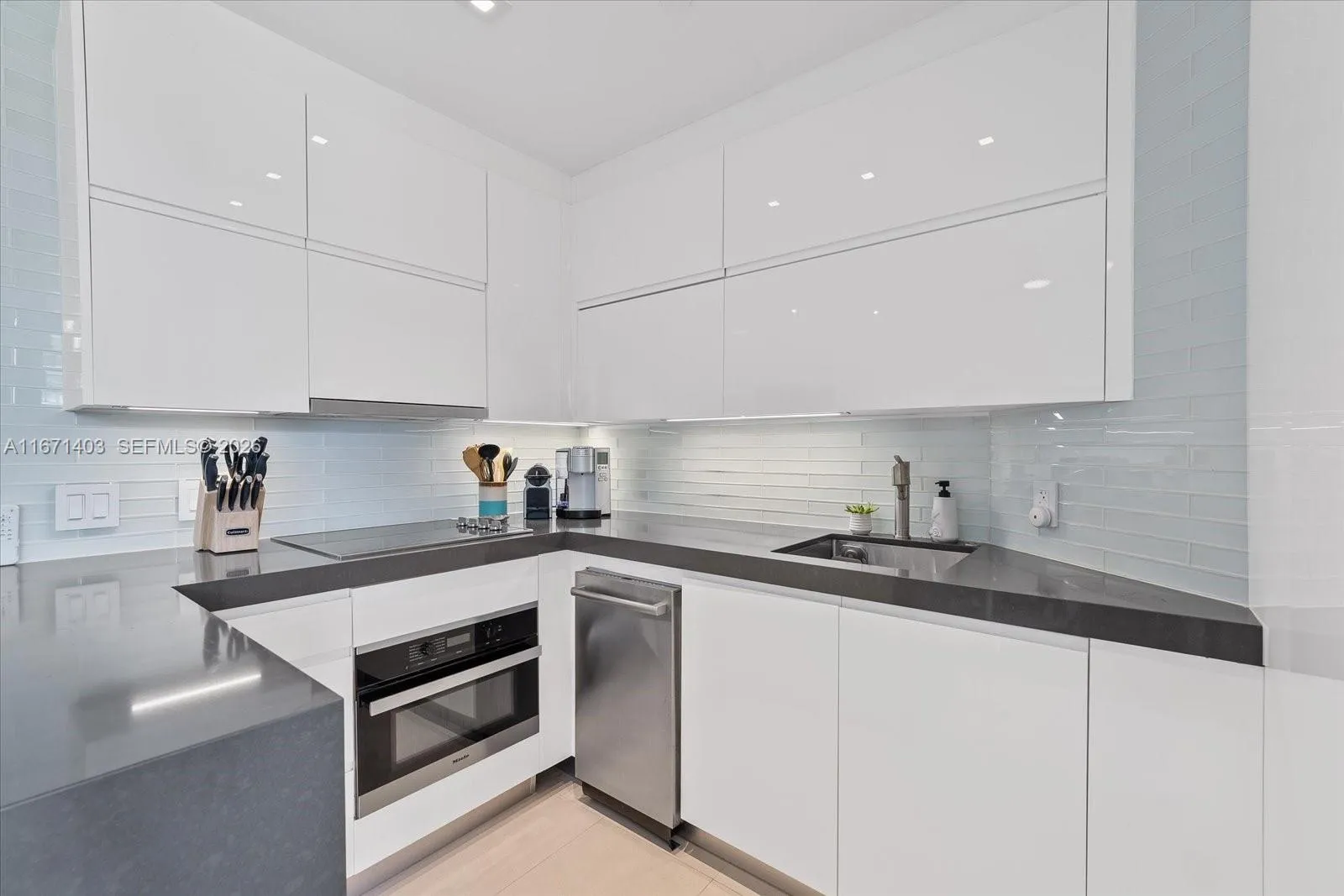 15713 Fisher Island Dr 15713, Miami Beach, Florida, Miami Beach, Florida 33109, 2 Bedrooms Bedrooms, ,1 BathroomBathrooms,Residential Lease,For Rent,15713 Fisher Island Dr 15713, Miami Beach, Florida,A11671403