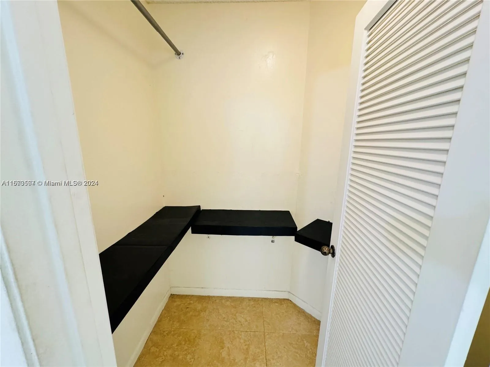 3473 Nw 44th St 103, Oakland Park, Florida 33309, Oakland Park, Florida 33309, 1 Bedroom Bedrooms, ,1 BathroomBathrooms,Residential,For Sale,3473 Nw 44th St 103, Oakland Park, Florida 33309,A11673507
