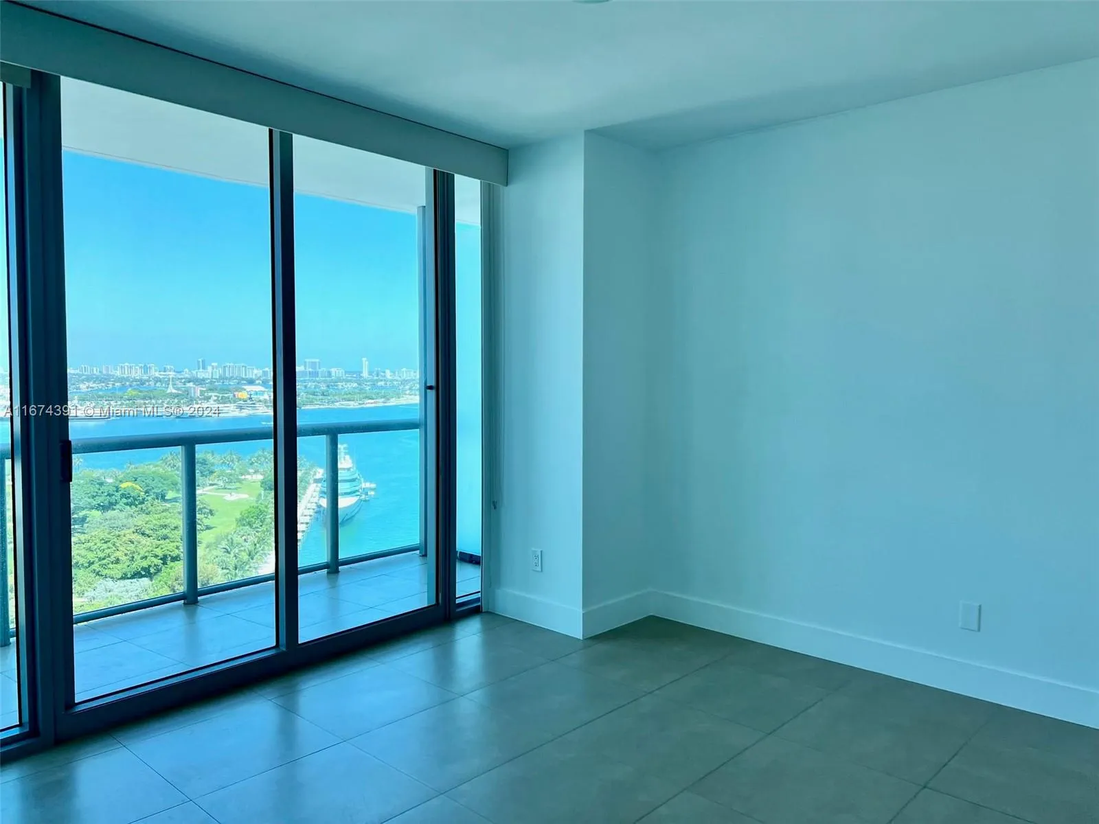 888 Biscayne Blvd 1811, Miami, Florida 33132, Miami, Florida 33132, 1 Bedroom Bedrooms, ,1 BathroomBathrooms,Residential,For Sale,888 Biscayne Blvd 1811, Miami, Florida 33132,A11674391