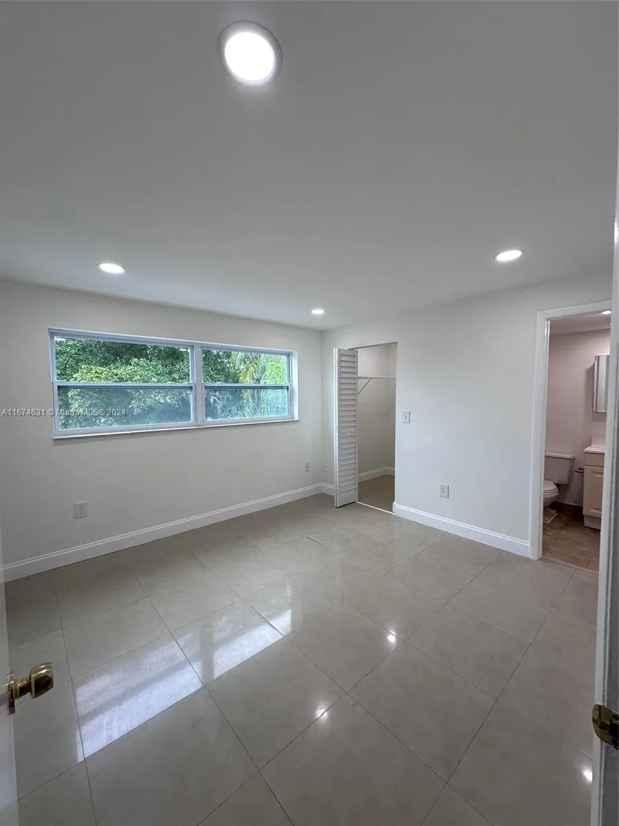 9355 Fontainebleau Blvd C223, Miami, Florida 33172, Miami, Florida 33172, 3 Bedrooms Bedrooms, ,3 BathroomsBathrooms,Residential Lease,For Rent,9355 Fontainebleau Blvd C223, Miami, Florida 33172,A11674631