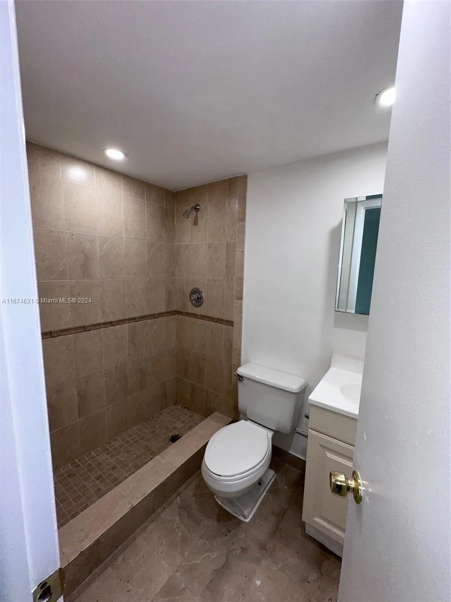 9355 Fontainebleau Blvd C223, Miami, Florida 33172, Miami, Florida 33172, 3 Bedrooms Bedrooms, ,3 BathroomsBathrooms,Residential Lease,For Rent,9355 Fontainebleau Blvd C223, Miami, Florida 33172,A11674631