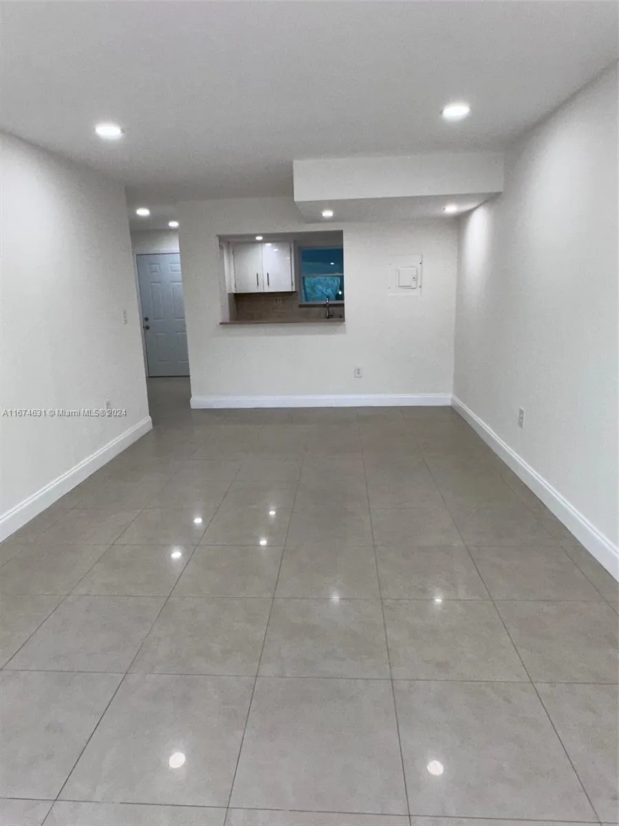 9355 Fontainebleau Blvd C223, Miami, Florida 33172, Miami, Florida 33172, 3 Bedrooms Bedrooms, ,3 BathroomsBathrooms,Residential Lease,For Rent,9355 Fontainebleau Blvd C223, Miami, Florida 33172,A11674631