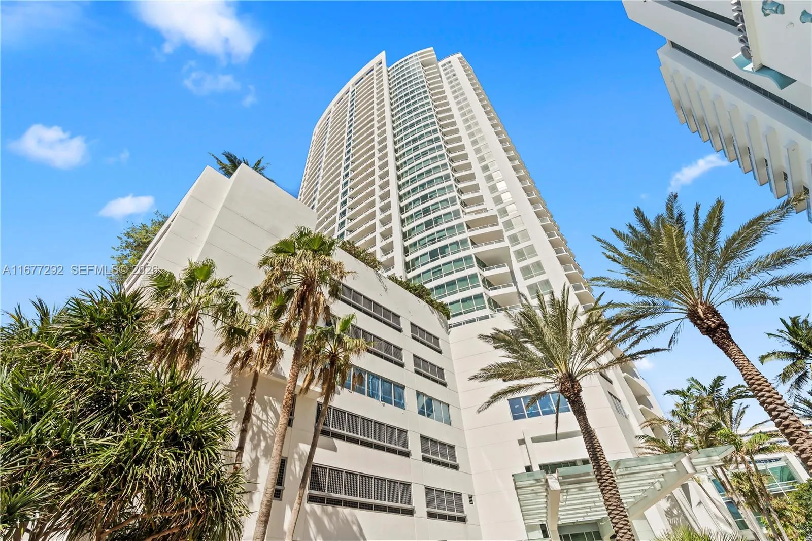 4401 Collins Ave 915, Miami Beach, Florida 33140, Miami Beach, Florida 33140, 1 Bedroom Bedrooms, ,1 BathroomBathrooms,Residential,For Sale,4401 Collins Ave 915, Miami Beach, Florida 33140,A11677292