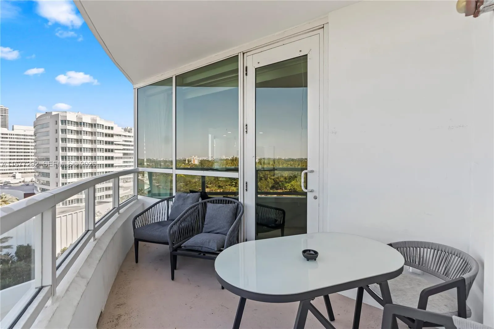 4401 Collins Ave 915, Miami Beach, Florida 33140, Miami Beach, Florida 33140, 1 Bedroom Bedrooms, ,1 BathroomBathrooms,Residential,For Sale,4401 Collins Ave 915, Miami Beach, Florida 33140,A11677292