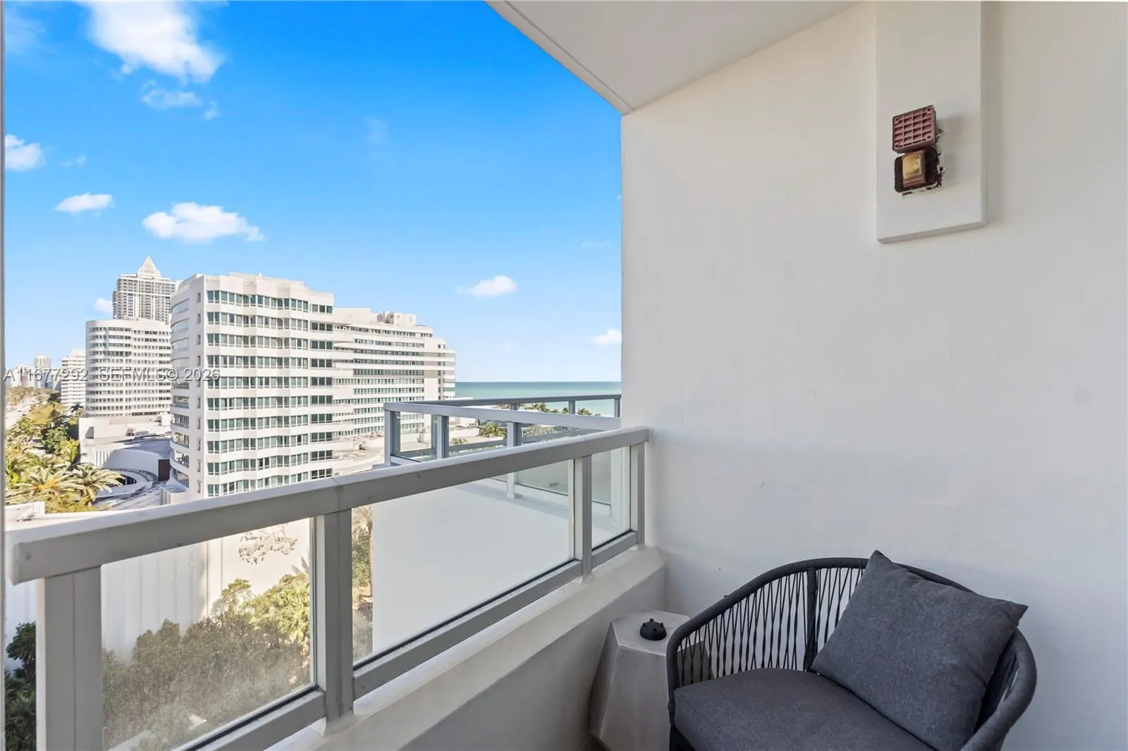 4401 Collins Ave 915, Miami Beach, Florida 33140, Miami Beach, Florida 33140, 1 Bedroom Bedrooms, ,1 BathroomBathrooms,Residential,For Sale,4401 Collins Ave 915, Miami Beach, Florida 33140,A11677292