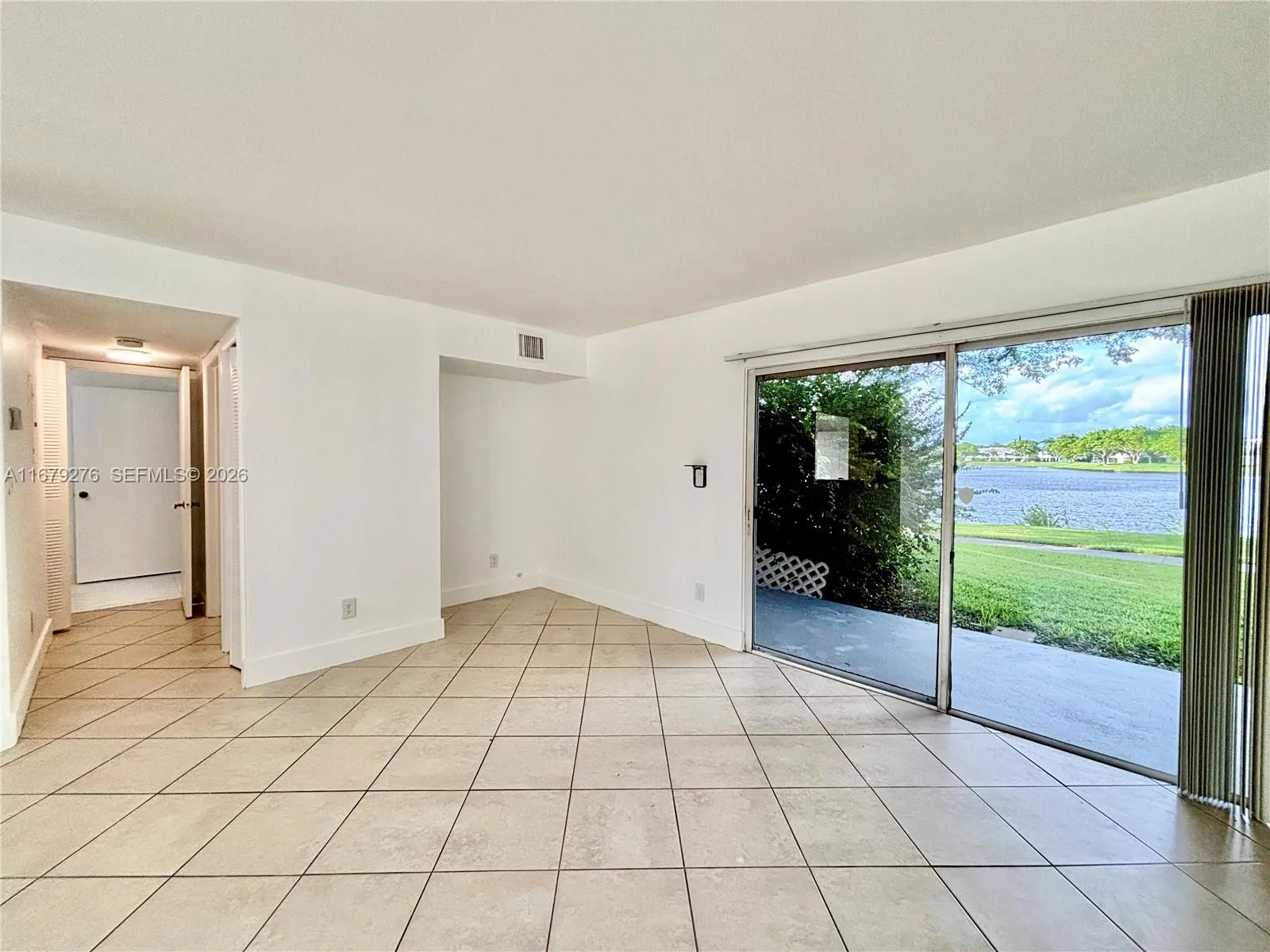 3405 Nw 44th St 104, Oakland Park, Florida 33309, Oakland Park, Florida 33309, 1 Bedroom Bedrooms, ,1 BathroomBathrooms,Residential,For Sale,3405 Nw 44th St 104, Oakland Park, Florida 33309,A11679276