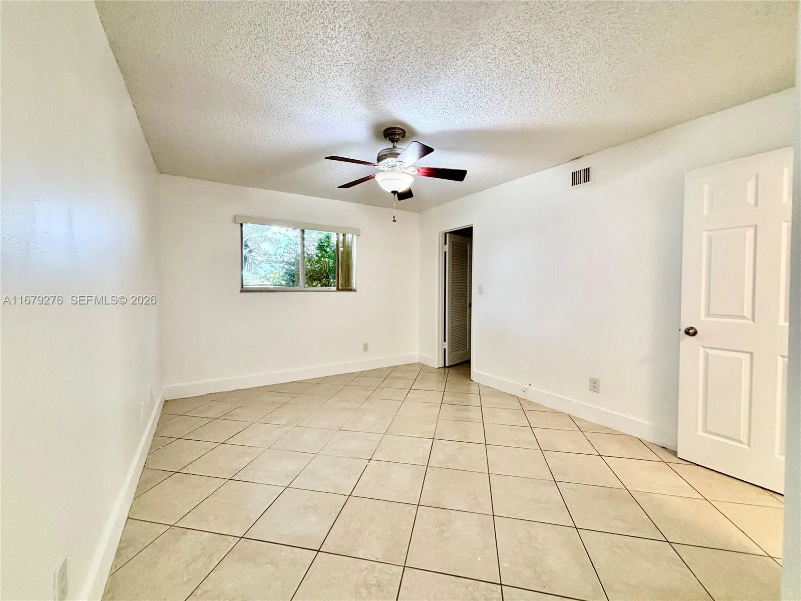 3405 Nw 44th St 104, Oakland Park, Florida 33309, Oakland Park, Florida 33309, 1 Bedroom Bedrooms, ,1 BathroomBathrooms,Residential,For Sale,3405 Nw 44th St 104, Oakland Park, Florida 33309,A11679276