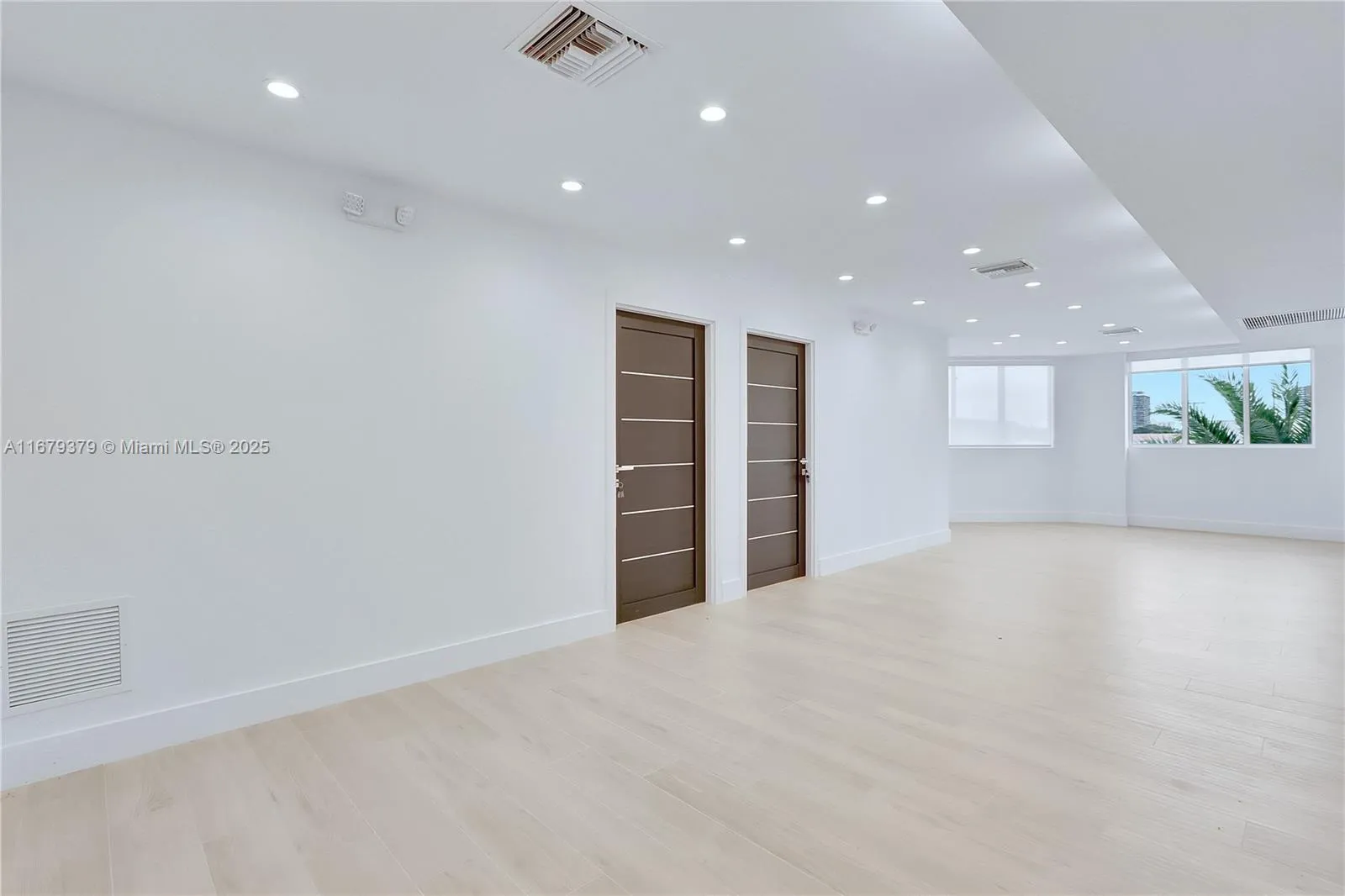 6700 Ne 2nd Ct 4, Miami, Florida 33138, Miami, Florida 33138, ,Commercial Lease,For Rent,6700 Ne 2nd Ct 4, Miami, Florida 33138,A11679379