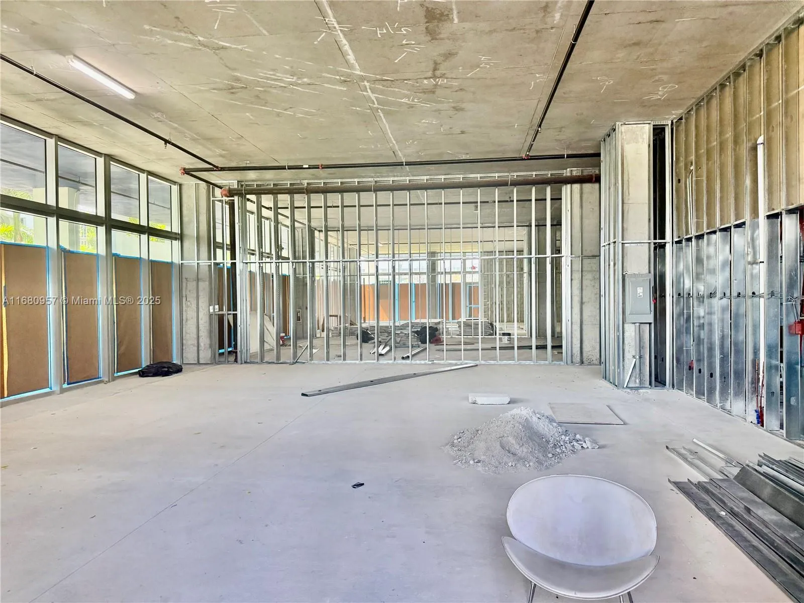 2820 Ne 214th St 4, Aventura, Florida 33180, Aventura, Florida 33180, ,Commercial Sale,For Sale,2820 Ne 214th St 4, Aventura, Florida 33180,A11680957