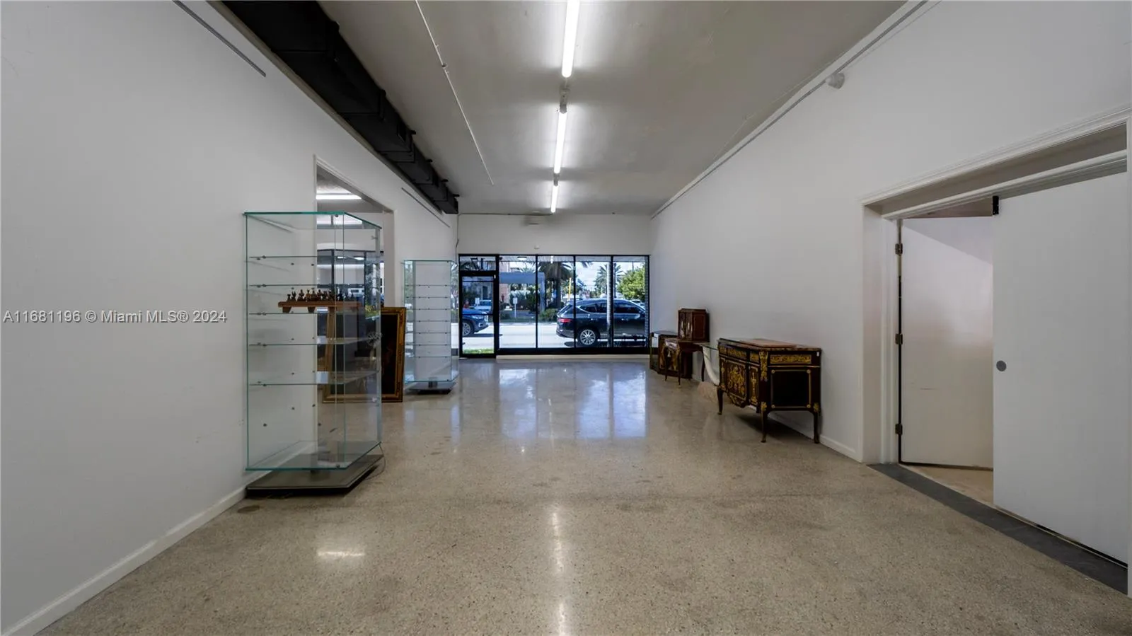 17 S Federal Hwy, Dania Beach, Florida 33004, Dania Beach, Florida 33004, ,Commercial Lease,For Rent,17 S Federal Hwy, Dania Beach, Florida 33004,A11681196