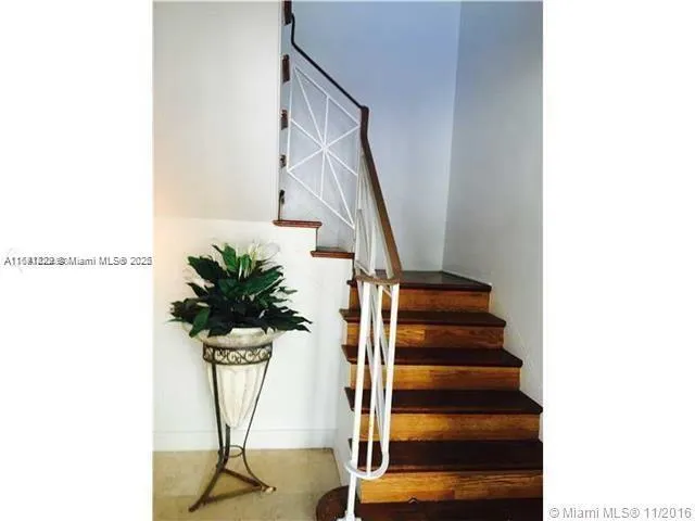 3921 N Meridian Ave, Miami Beach, Florida 33140, Miami Beach, Florida 33140, ,Residential Income,For Sale,3921 N Meridian Ave, Miami Beach, Florida 33140,A11681822