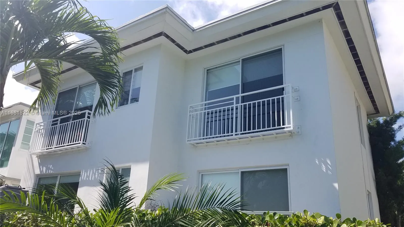 3921 N Meridian Ave, Miami Beach, Florida 33140, Miami Beach, Florida 33140, ,Residential Income,For Sale,3921 N Meridian Ave, Miami Beach, Florida 33140,A11681822