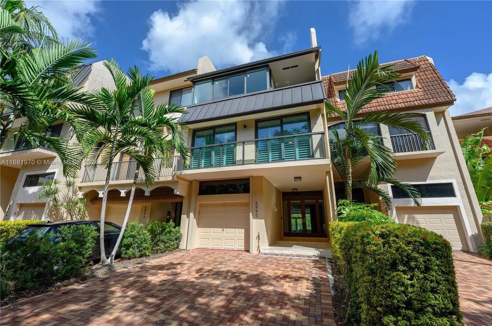 5990 Paradise Point Dr 5990, Palmetto Bay, Florida, Palmetto Bay, Florida 33157, 4 Bedrooms Bedrooms, ,3 BathroomsBathrooms,Residential,For Sale,5990 Paradise Point Dr 5990, Palmetto Bay, Florida,A11681970