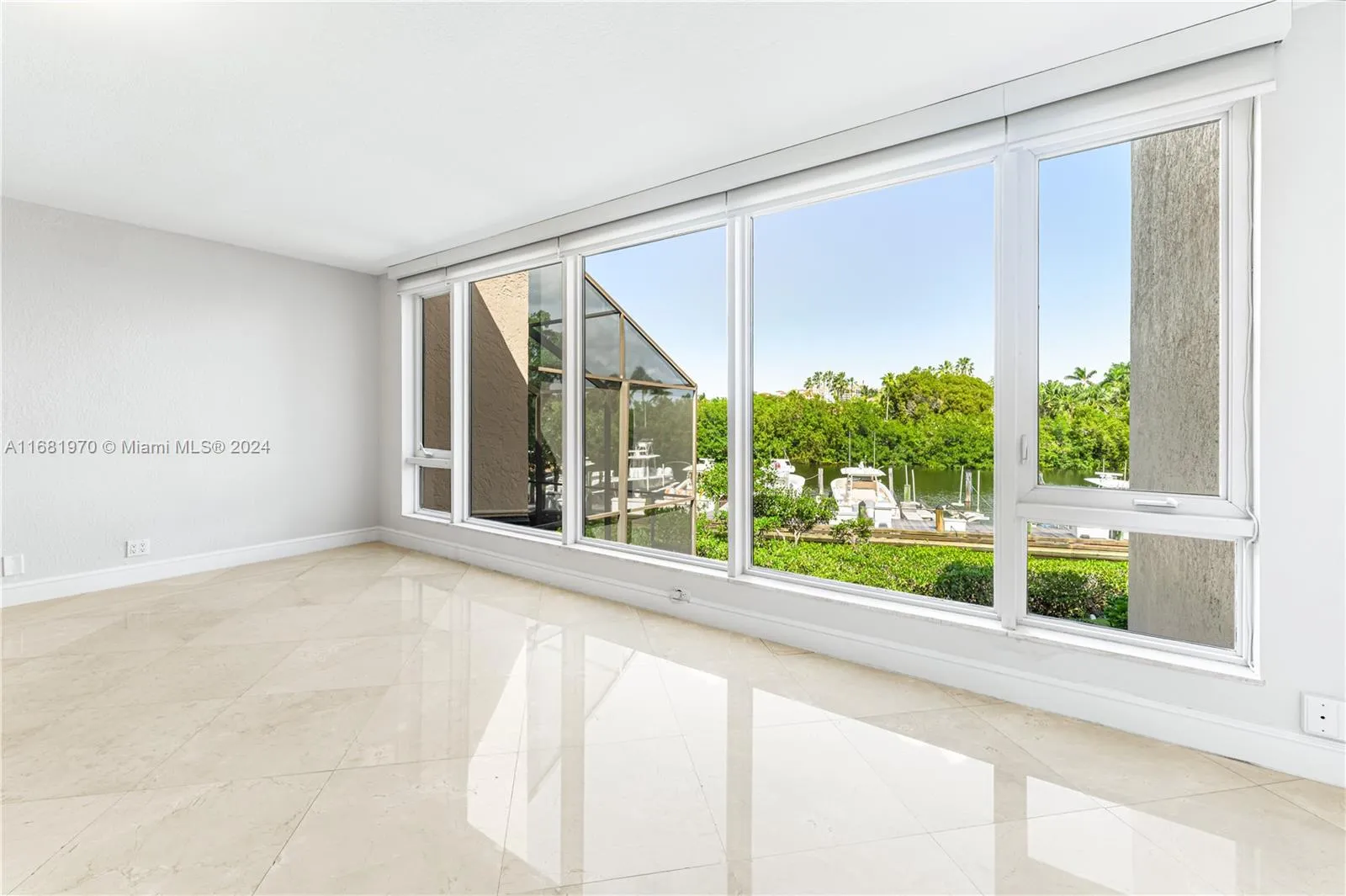 5990 Paradise Point Dr 5990, Palmetto Bay, Florida, Palmetto Bay, Florida 33157, 4 Bedrooms Bedrooms, ,3 BathroomsBathrooms,Residential,For Sale,5990 Paradise Point Dr 5990, Palmetto Bay, Florida,A11681970