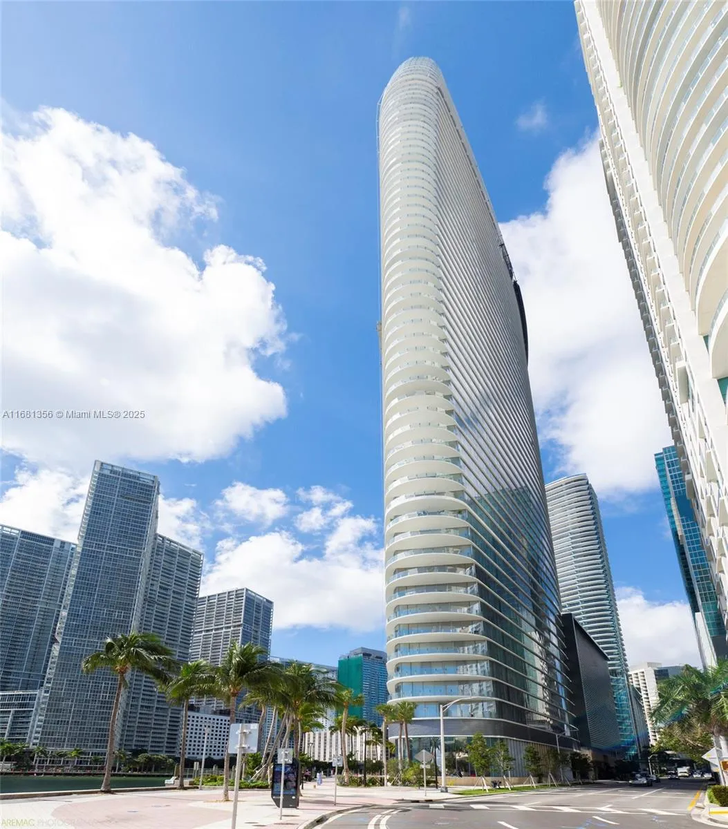 300 Biscayne Blvd Way 1205c, Miami, Florida 33131, Miami, Florida 33131, ,1 BathroomBathrooms,Residential,For Sale,300 Biscayne Blvd Way 1205c, Miami, Florida 33131,A11681356