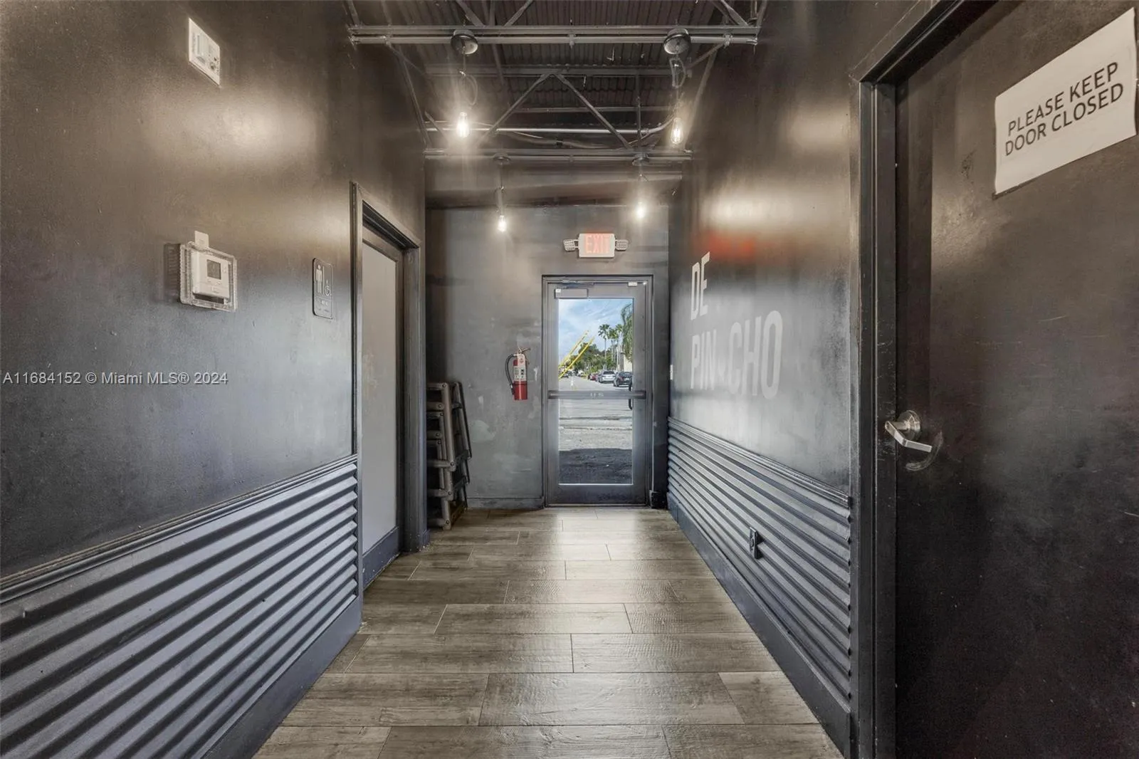 4950 W 12th Ave, Hialeah, Florida 33012, Hialeah, Florida 33012, ,Commercial Sale,For Sale,4950 W 12th Ave, Hialeah, Florida 33012,A11684152