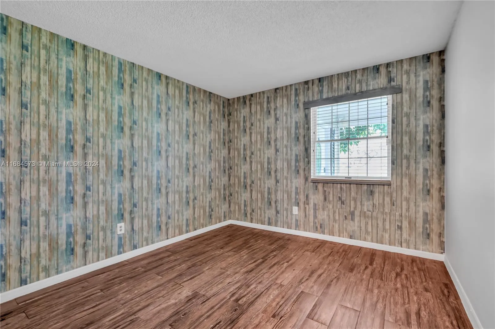 15014 Sw 140th Ct 15014, Miami, Florida 33186, Miami, Florida 33186, 3 Bedrooms Bedrooms, ,2 BathroomsBathrooms,Residential Lease,For Rent,15014 Sw 140th Ct 15014, Miami, Florida 33186,A11684573