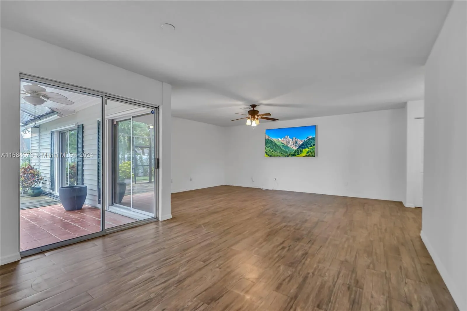 15014 Sw 140th Ct 15014, Miami, Florida 33186, Miami, Florida 33186, 3 Bedrooms Bedrooms, ,2 BathroomsBathrooms,Residential Lease,For Rent,15014 Sw 140th Ct 15014, Miami, Florida 33186,A11684573