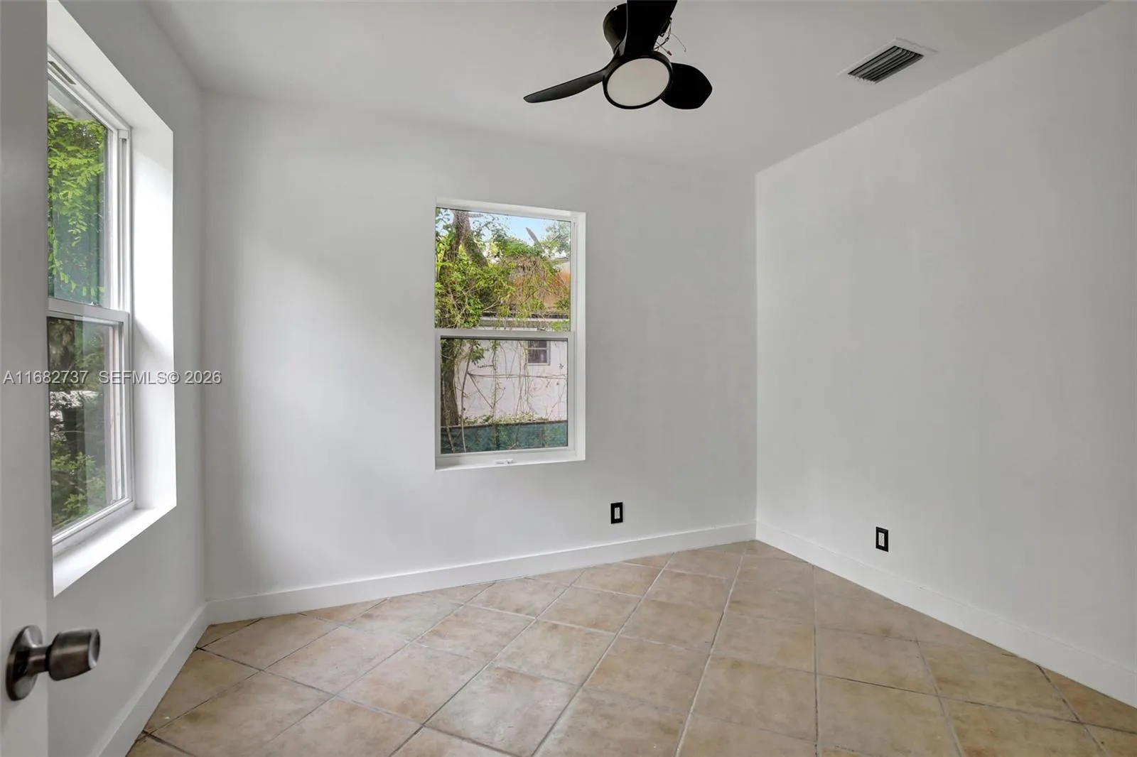 4381 Sw 51st St, Dania Beach, Florida 33314, Dania Beach, Florida 33314, 2 Bedrooms Bedrooms, ,1 BathroomBathrooms,Residential,For Sale,4381 Sw 51st St, Dania Beach, Florida 33314,A11682737