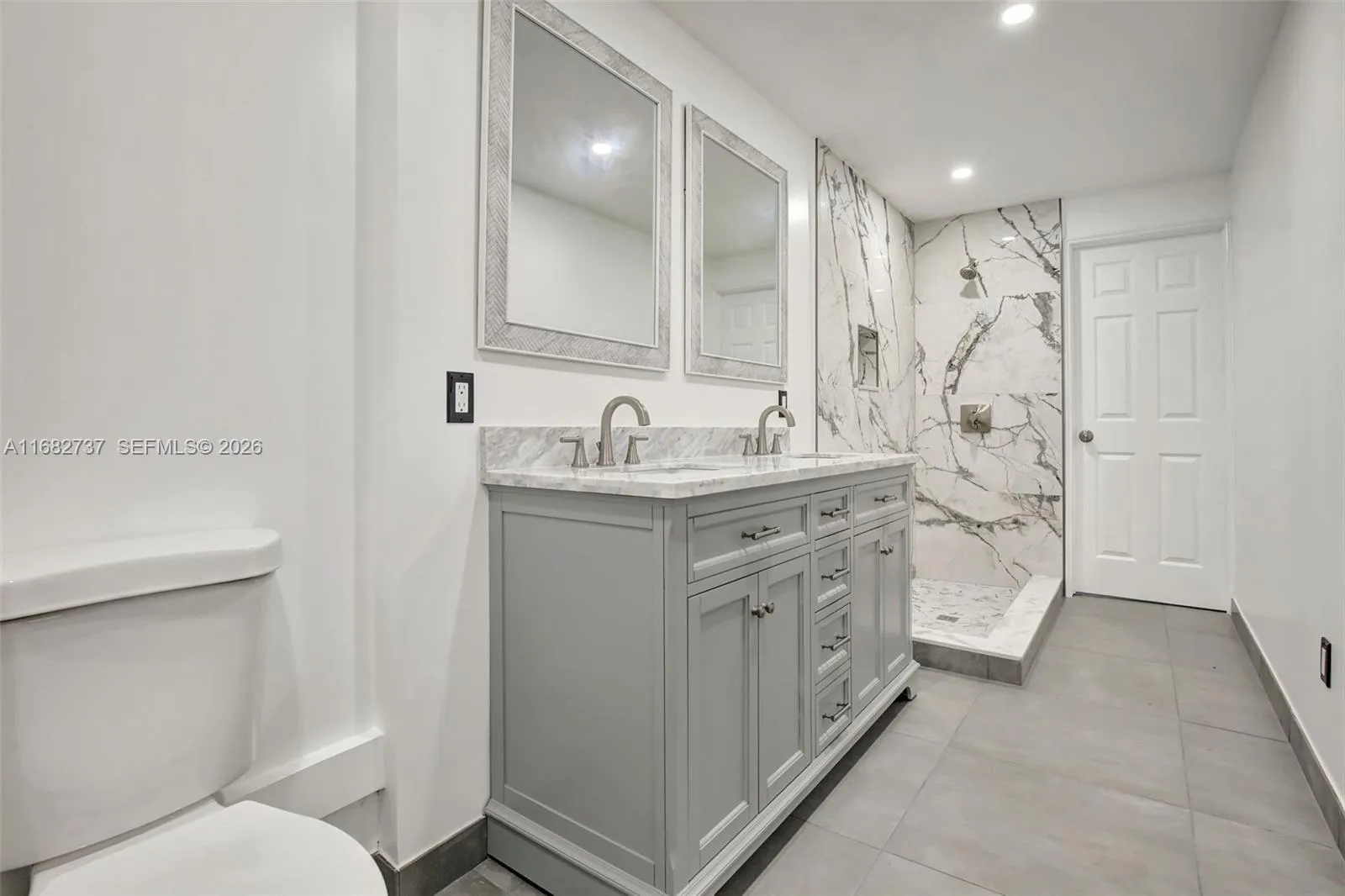 4381 Sw 51st St, Dania Beach, Florida 33314, Dania Beach, Florida 33314, 2 Bedrooms Bedrooms, ,1 BathroomBathrooms,Residential,For Sale,4381 Sw 51st St, Dania Beach, Florida 33314,A11682737