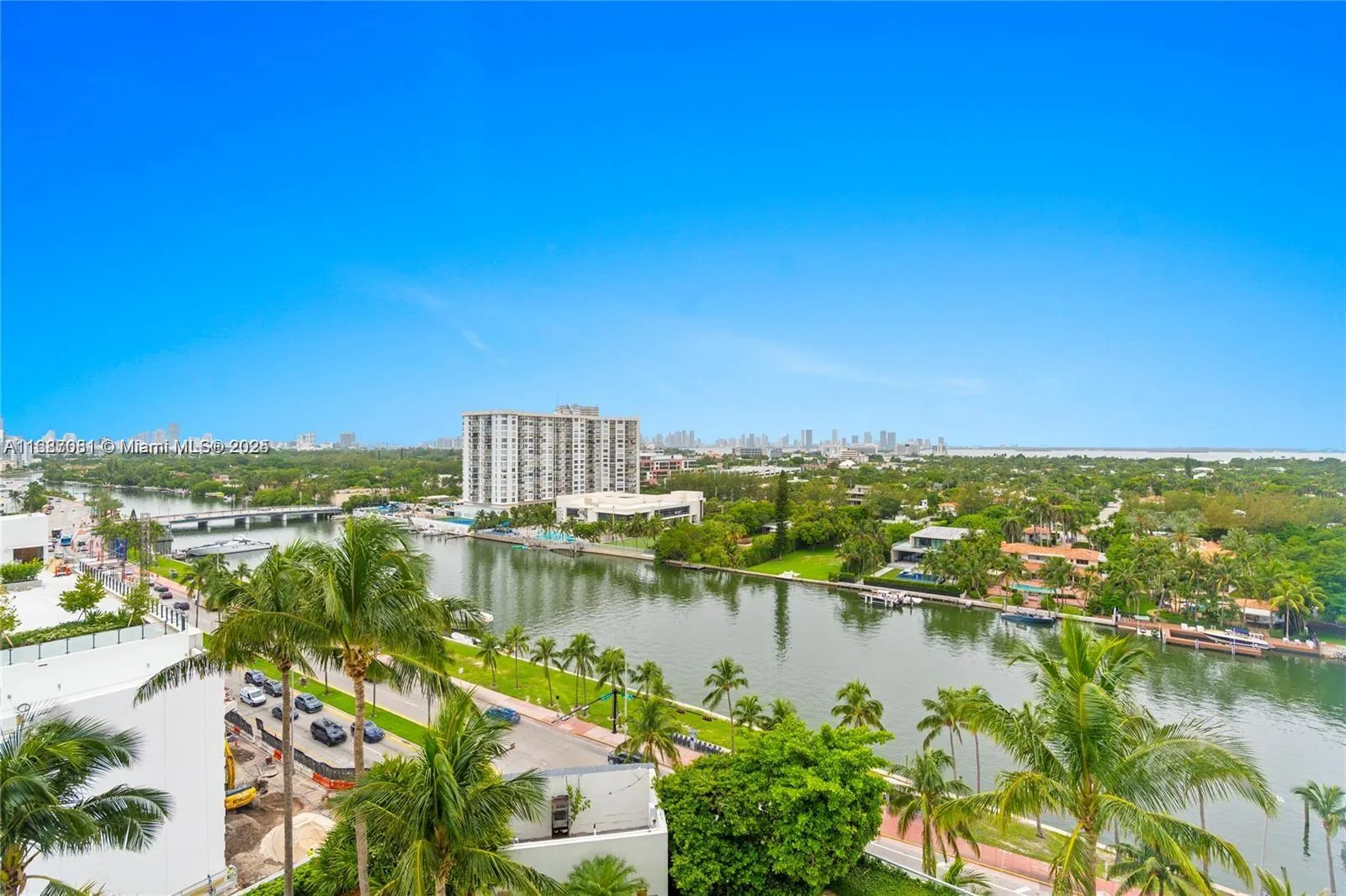 4401 Collins Av 1214, Miami Beach, Florida 33140, Miami Beach, Florida 33140, 1 Bedroom Bedrooms, ,2 BathroomsBathrooms,Residential,For Sale,4401 Collins Av 1214, Miami Beach, Florida 33140,A11687081