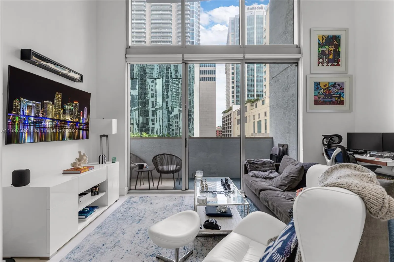 1060 Brickell Ave 409, Miami, Florida 33131, Miami, Florida 33131, 1 Bedroom Bedrooms, ,1 BathroomBathrooms,Residential,For Sale,1060 Brickell Ave 409, Miami, Florida 33131,A11687582