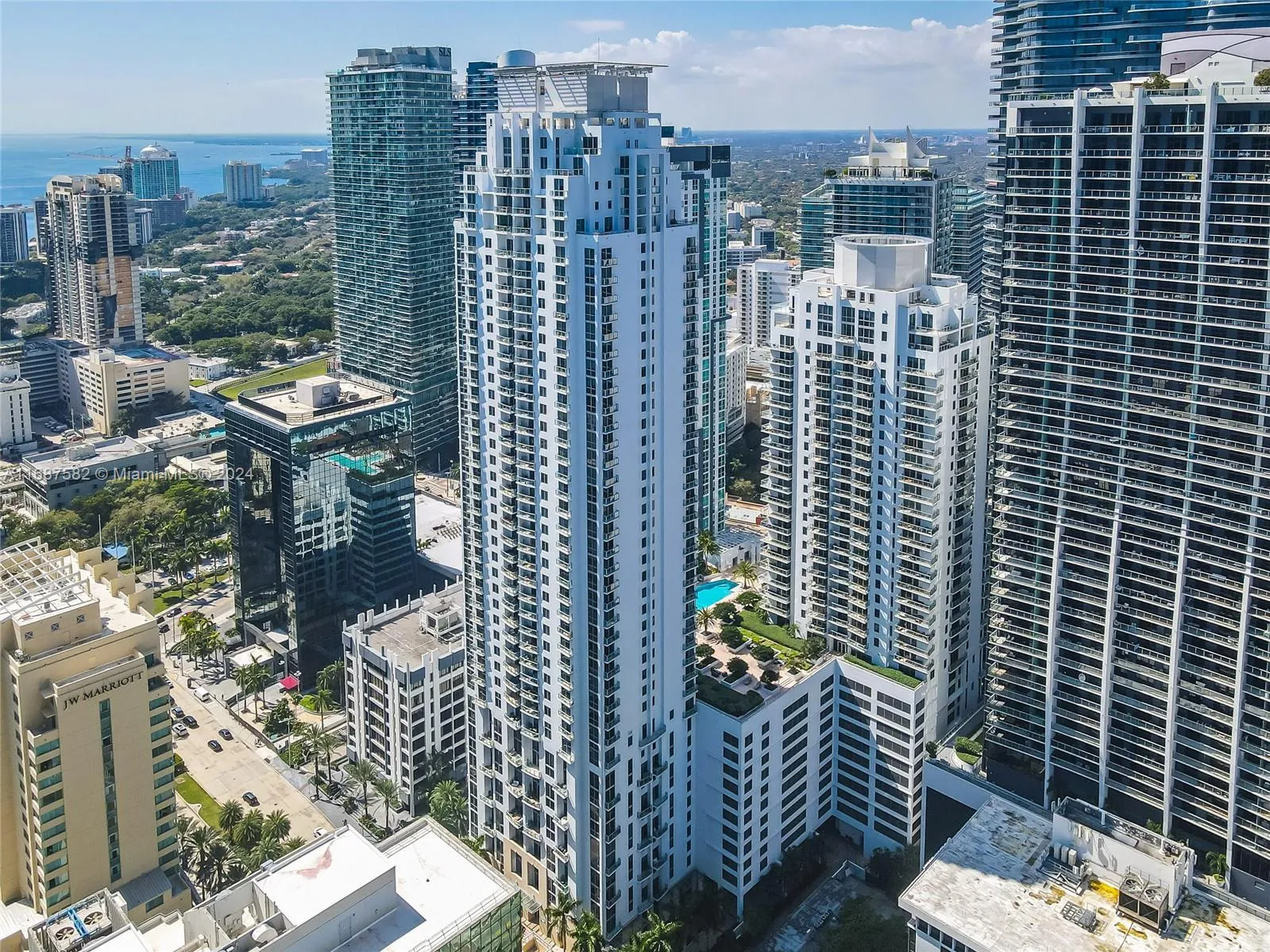 1060 Brickell Ave 409, Miami, Florida 33131, Miami, Florida 33131, 1 Bedroom Bedrooms, ,1 BathroomBathrooms,Residential,For Sale,1060 Brickell Ave 409, Miami, Florida 33131,A11687582