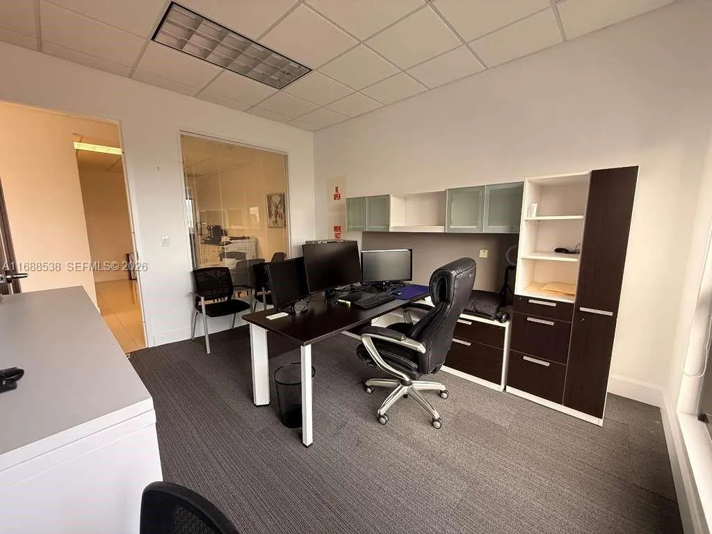 2020 Ponce De Leon Blvd 1101- Workstation, Coral G, Coral Gables, Florida 33134, ,Commercial Lease,For Rent,2020 Ponce De Leon Blvd 1101- Workstation, Coral G,A11688538