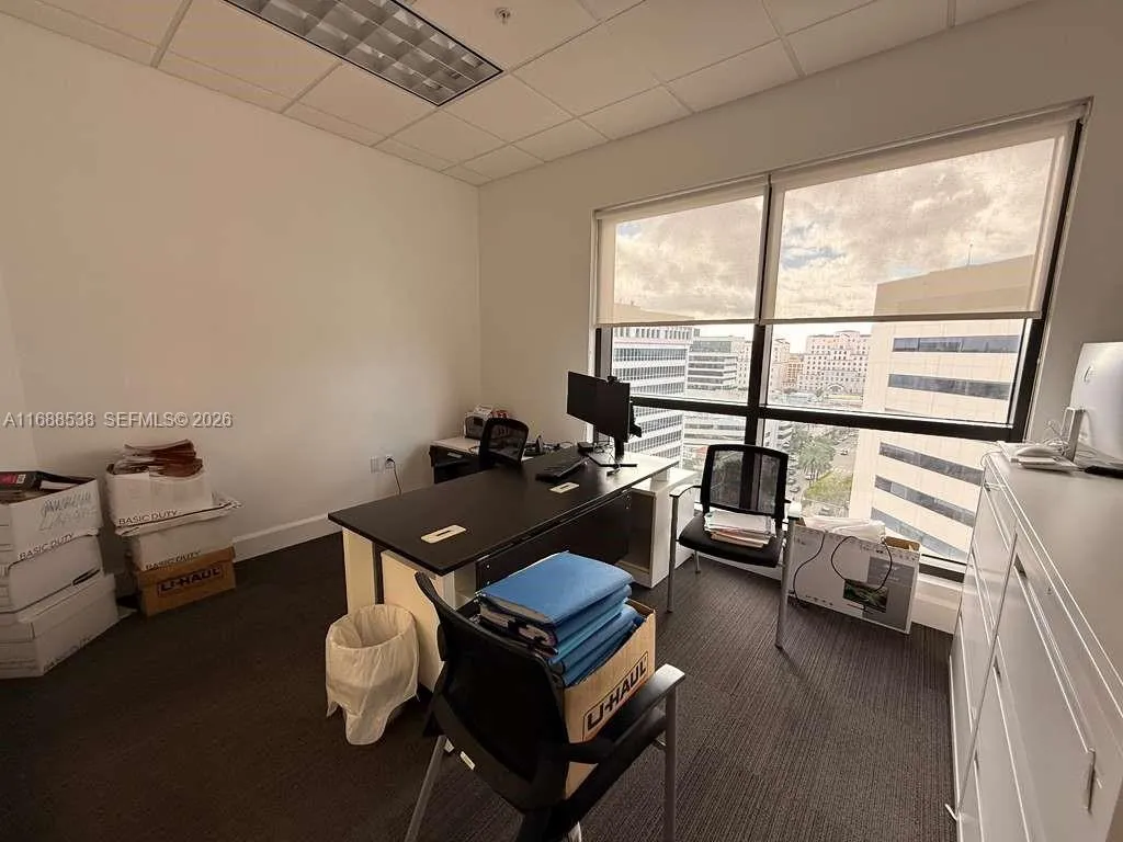 2020 Ponce De Leon Blvd 1101- Workstation, Coral G, Coral Gables, Florida 33134, ,Commercial Lease,For Rent,2020 Ponce De Leon Blvd 1101- Workstation, Coral G,A11688538