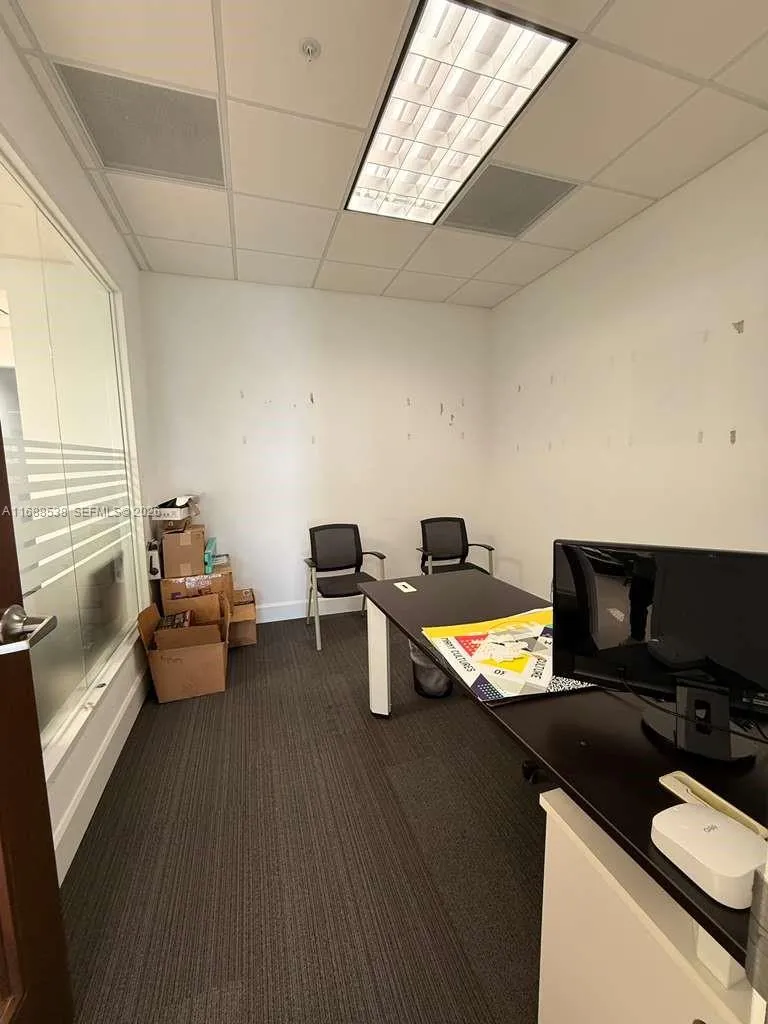 2020 Ponce De Leon Blvd 1101- Workstation, Coral G, Coral Gables, Florida 33134, ,Commercial Lease,For Rent,2020 Ponce De Leon Blvd 1101- Workstation, Coral G,A11688538