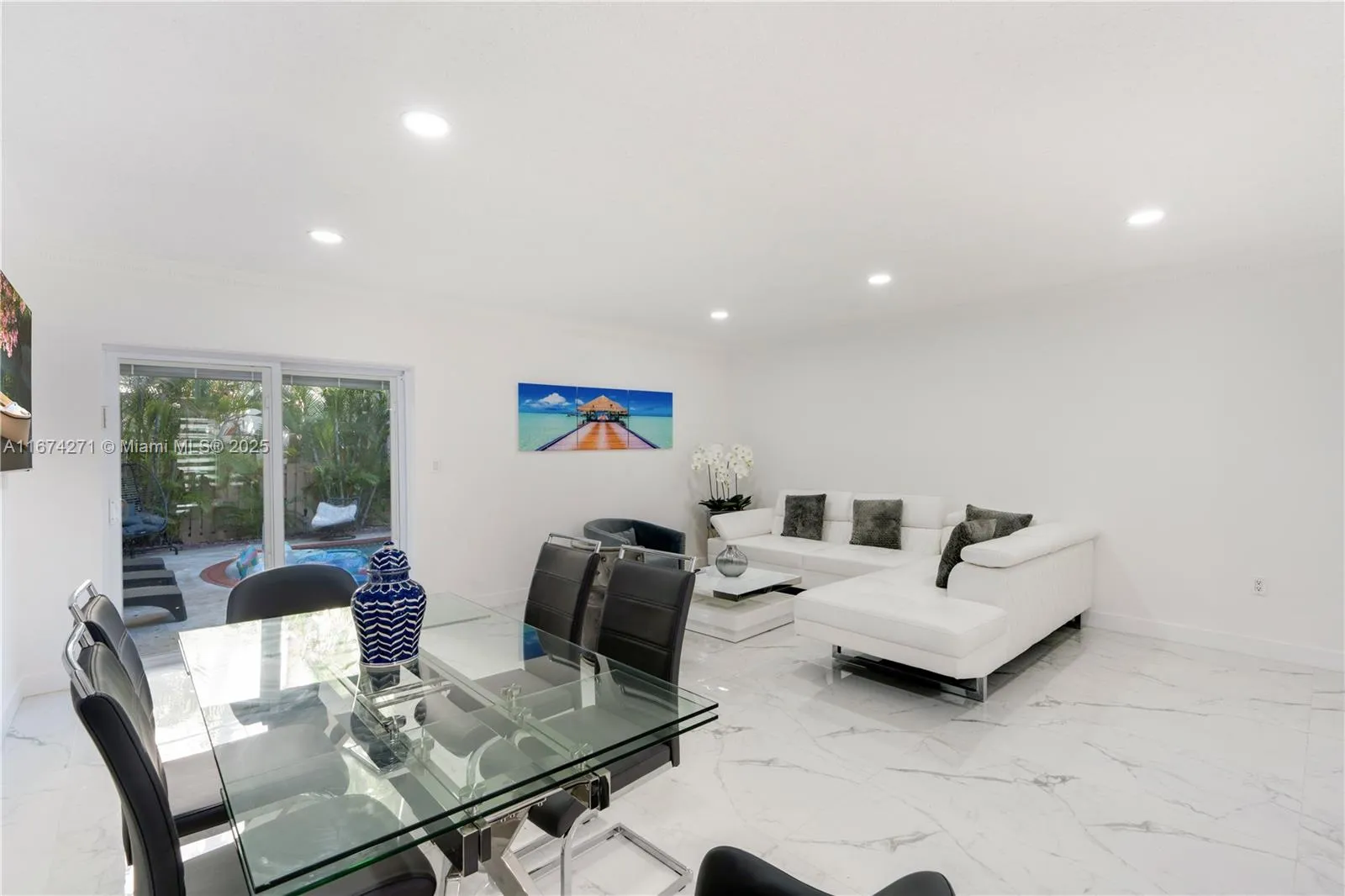 9165 Harding Ave, Surfside, Florida 33154, Surfside, Florida 33154, ,Residential Income,For Sale,9165 Harding Ave, Surfside, Florida 33154,A11674271