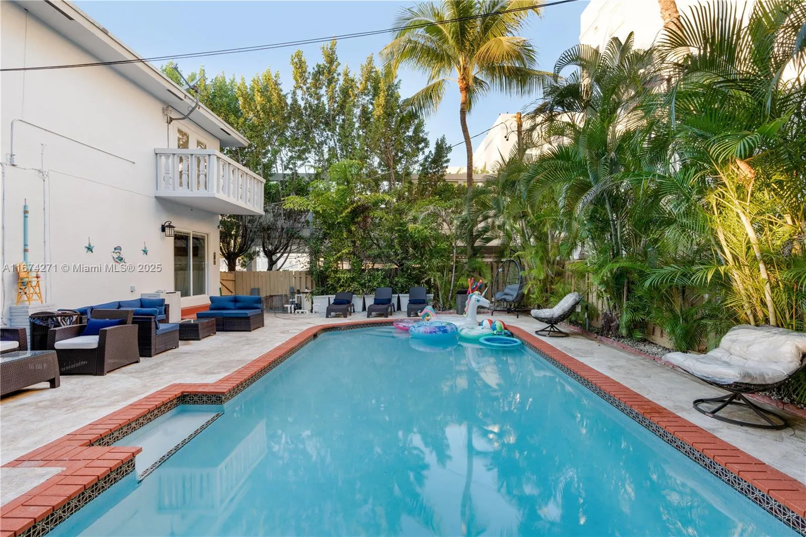 9165 Harding Ave, Surfside, Florida 33154, Surfside, Florida 33154, ,Residential Income,For Sale,9165 Harding Ave, Surfside, Florida 33154,A11674271