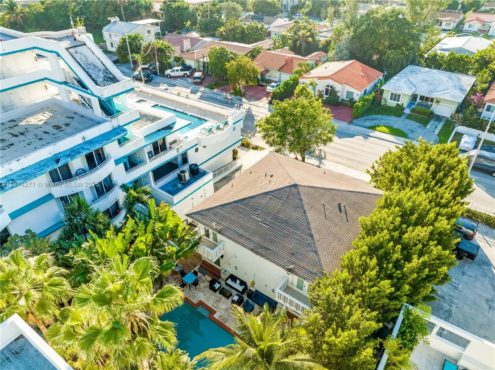 9165 Harding Ave, Surfside, Florida 33154, Surfside, Florida 33154, ,Residential Income,For Sale,9165 Harding Ave, Surfside, Florida 33154,A11674271