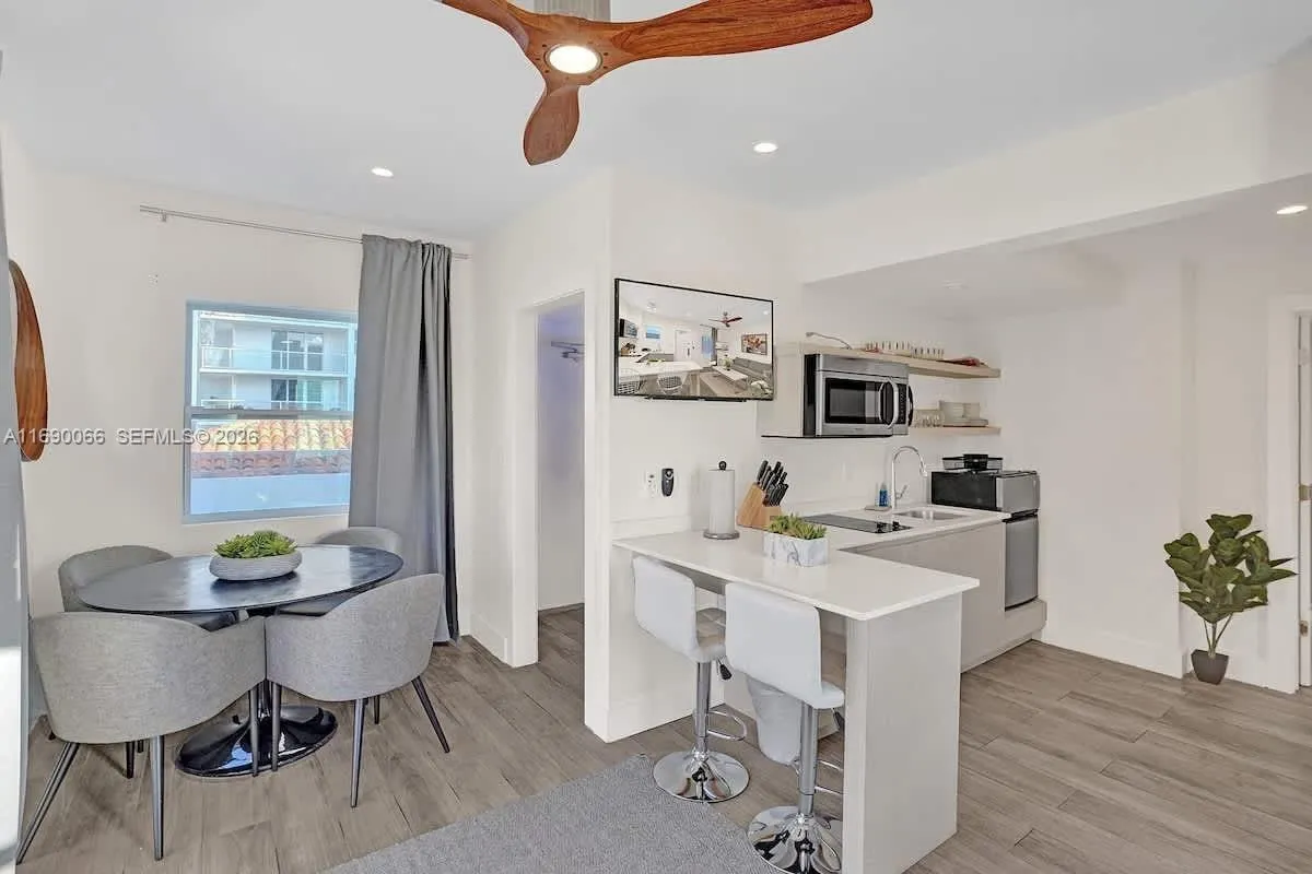 3020 + 3024 Seville St, Fort Lauderdale, Florida 3, Fort Lauderdale, Florida 33304, ,Commercial Sale,For Sale,3020 + 3024 Seville St, Fort Lauderdale, Florida 3,A11690066