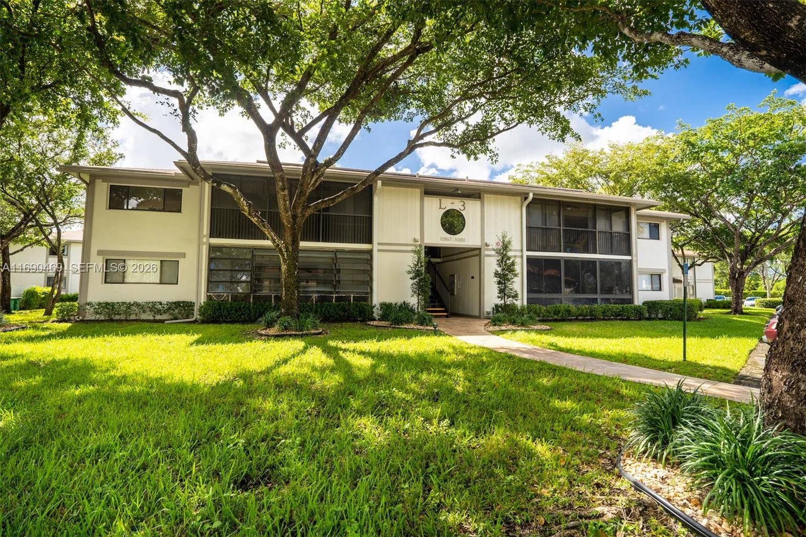 10869 W Clairmont Cir 209, Tamarac, Florida 33321, Tamarac, Florida 33321, 2 Bedrooms Bedrooms, ,2 BathroomsBathrooms,Residential,For Sale,10869 W Clairmont Cir 209, Tamarac, Florida 33321,A11690469