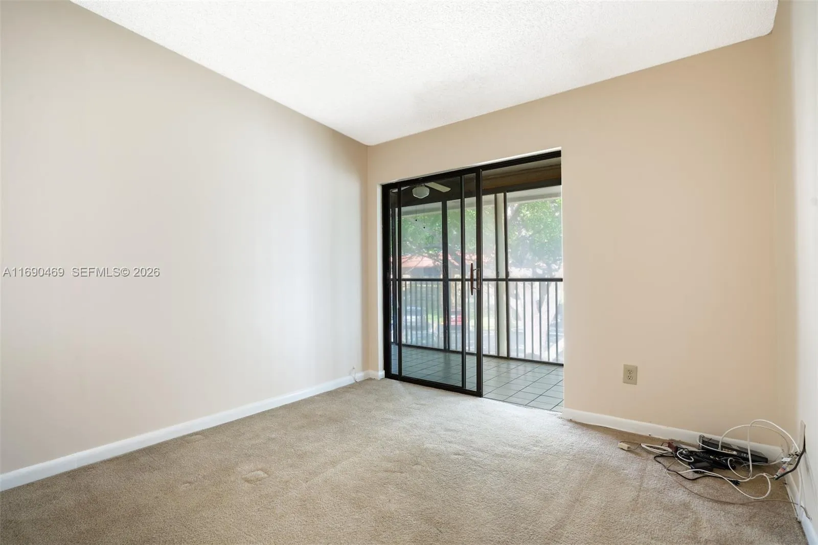 10869 W Clairmont Cir 209, Tamarac, Florida 33321, Tamarac, Florida 33321, 2 Bedrooms Bedrooms, ,2 BathroomsBathrooms,Residential,For Sale,10869 W Clairmont Cir 209, Tamarac, Florida 33321,A11690469