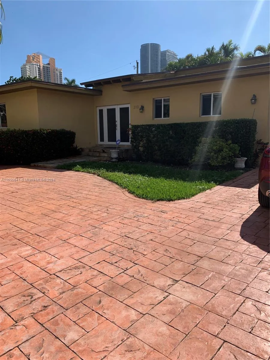 310 191st Ter, Sunny Isles Beach, Florida 33160, Sunny Isles Beach, Florida 33160, 2 Bedrooms Bedrooms, ,2 BathroomsBathrooms,Residential,For Sale,310 191st Ter, Sunny Isles Beach, Florida 33160,A11690641