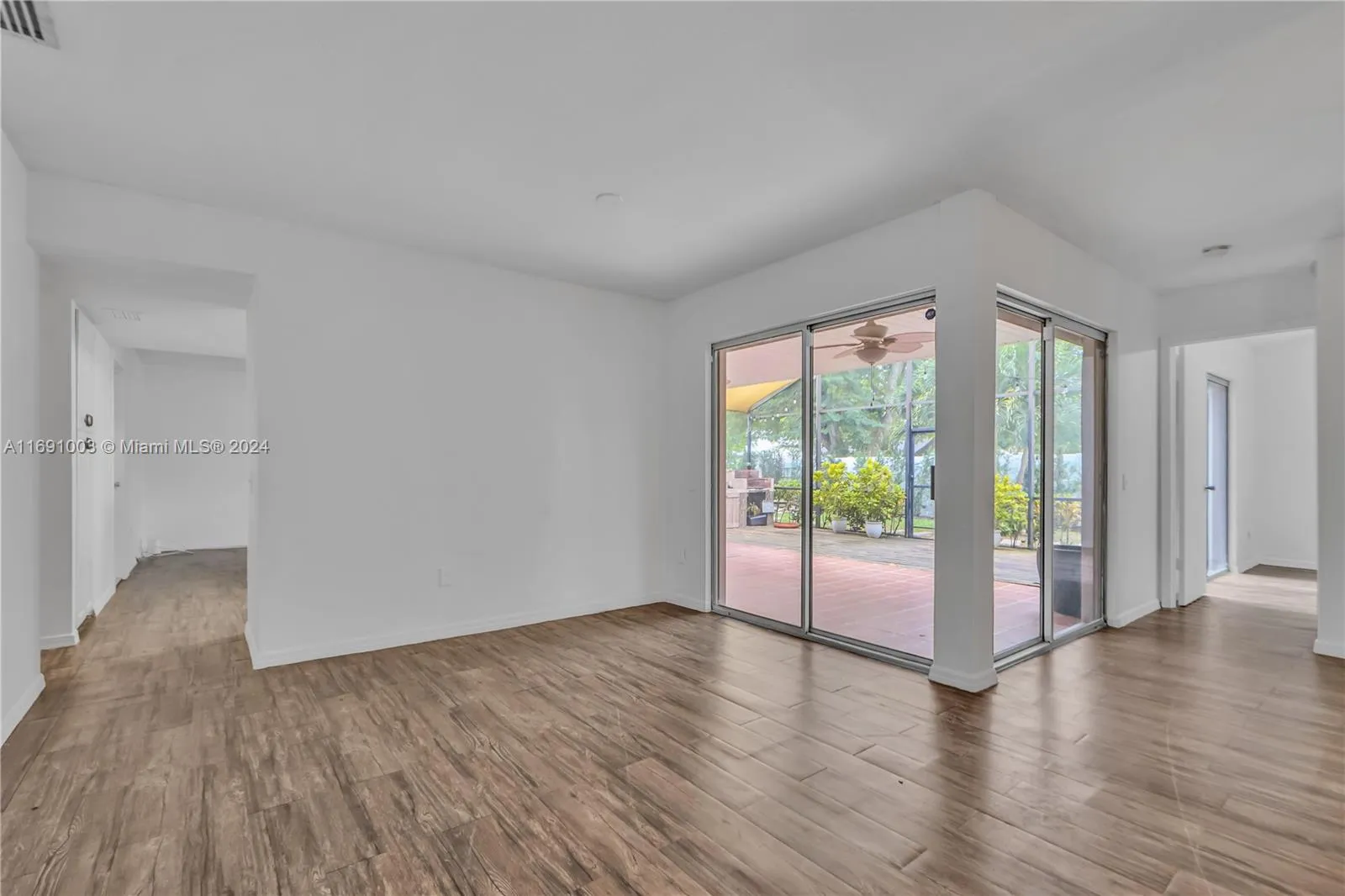 15014 Sw 140th Ct, Miami, Florida 33186, Miami, Florida 33186, 3 Bedrooms Bedrooms, ,2 BathroomsBathrooms,Residential,For Sale,15014 Sw 140th Ct, Miami, Florida 33186,A11691003