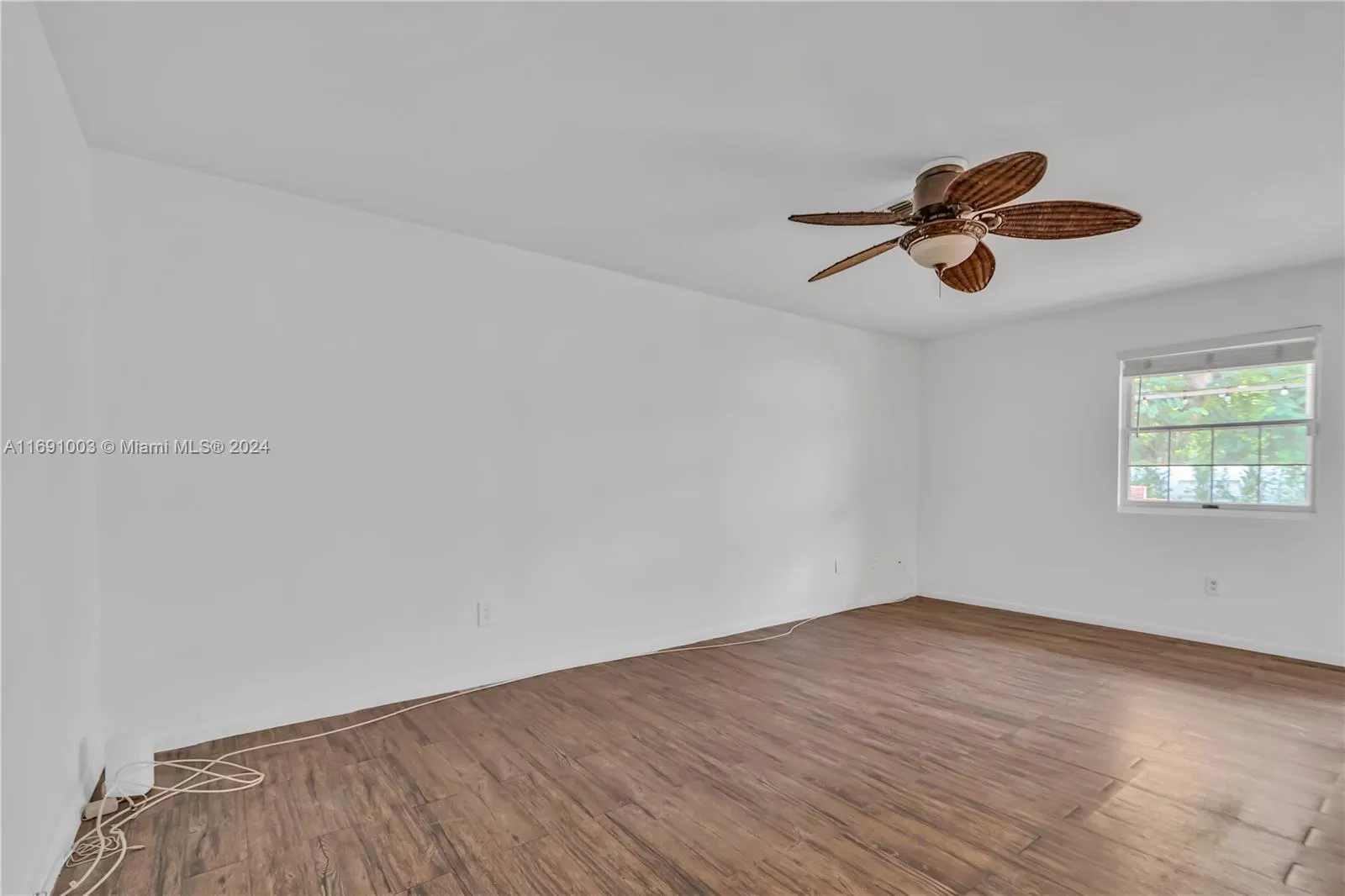 15014 Sw 140th Ct, Miami, Florida 33186, Miami, Florida 33186, 3 Bedrooms Bedrooms, ,2 BathroomsBathrooms,Residential,For Sale,15014 Sw 140th Ct, Miami, Florida 33186,A11691003