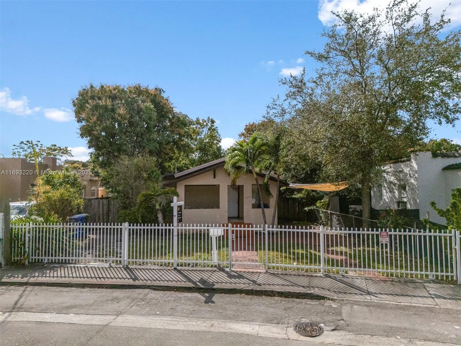 260 Nw 34th St, Miami, Florida 33127, Miami, Florida 33127, 2 Bedrooms Bedrooms, ,1 BathroomBathrooms,Residential,For Sale,260 Nw 34th St, Miami, Florida 33127,A11693220
