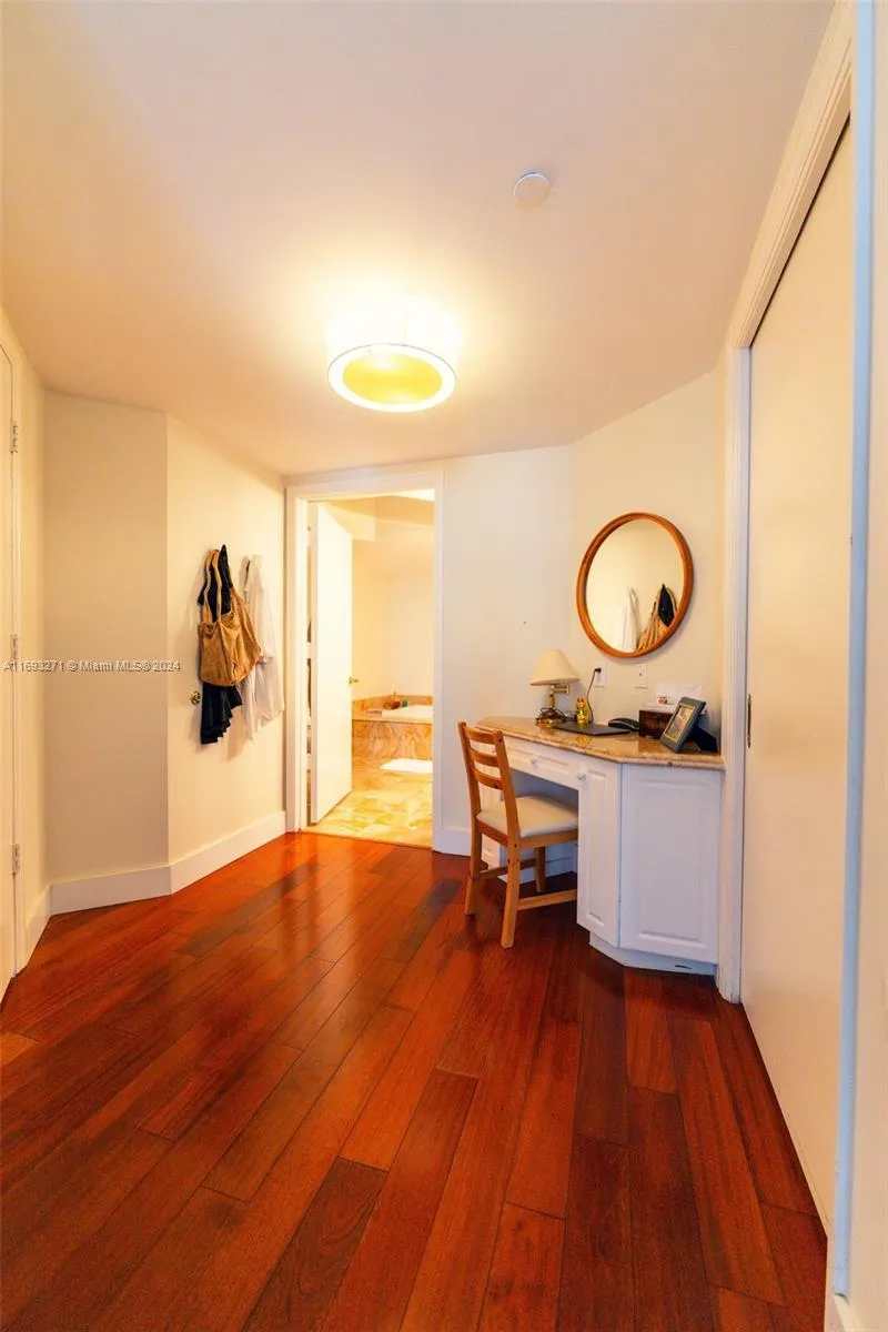 9595 Collins Ave N9-c, Surfside, Florida 33154, Surfside, Florida 33154, 2 Bedrooms Bedrooms, ,2 BathroomsBathrooms,Residential,For Sale,9595 Collins Ave N9-c, Surfside, Florida 33154,A11693271