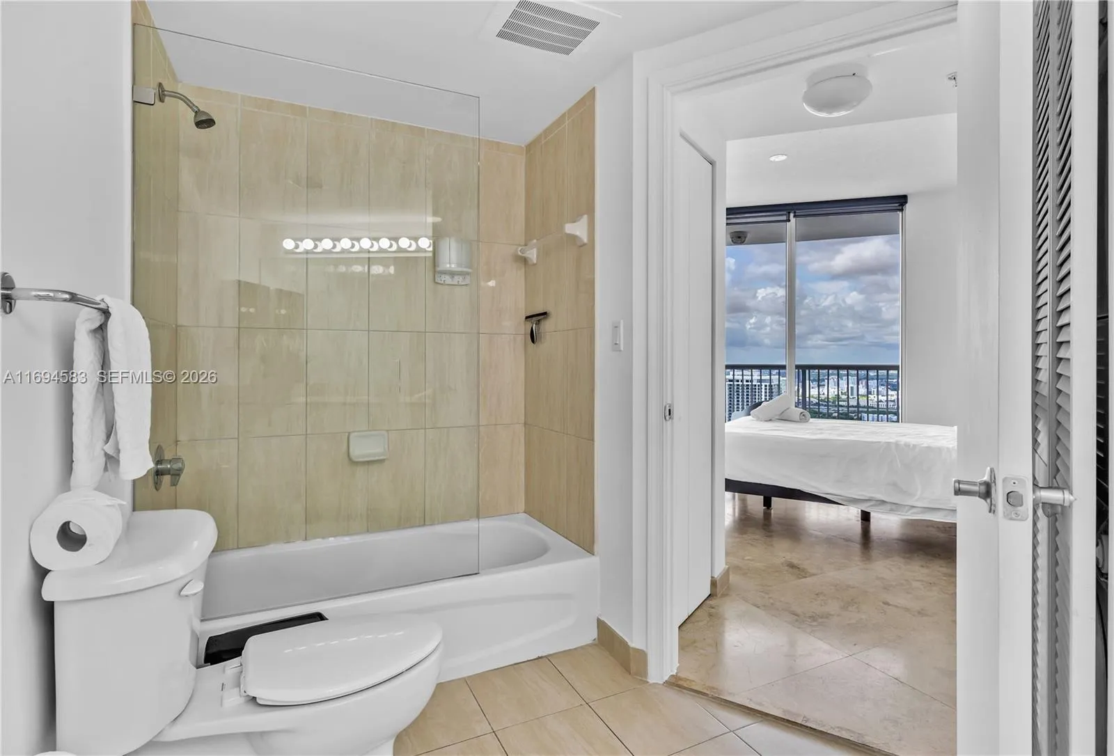 1750 N Bayshore Dr 5014, Miami, Florida 33132, Miami, Florida 33132, 2 Bedrooms Bedrooms, ,2 BathroomsBathrooms,Residential Lease,For Rent,1750 N Bayshore Dr 5014, Miami, Florida 33132,A11694583