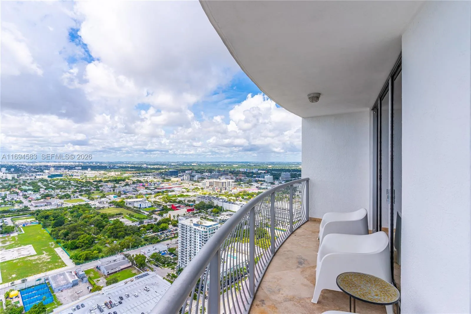 1750 N Bayshore Dr 5014, Miami, Florida 33132, Miami, Florida 33132, 2 Bedrooms Bedrooms, ,2 BathroomsBathrooms,Residential Lease,For Rent,1750 N Bayshore Dr 5014, Miami, Florida 33132,A11694583