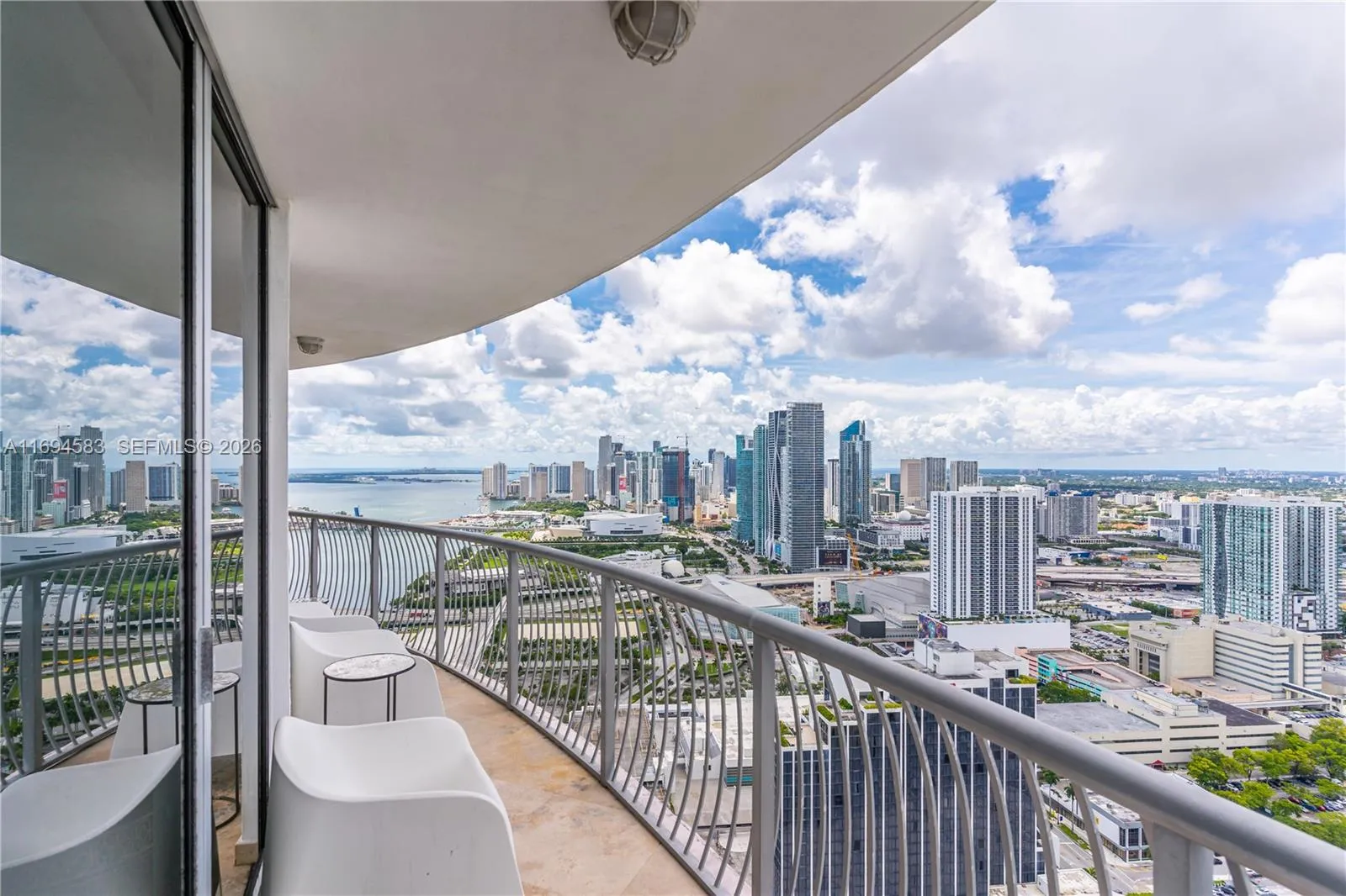 1750 N Bayshore Dr 5014, Miami, Florida 33132, Miami, Florida 33132, 2 Bedrooms Bedrooms, ,2 BathroomsBathrooms,Residential Lease,For Rent,1750 N Bayshore Dr 5014, Miami, Florida 33132,A11694583