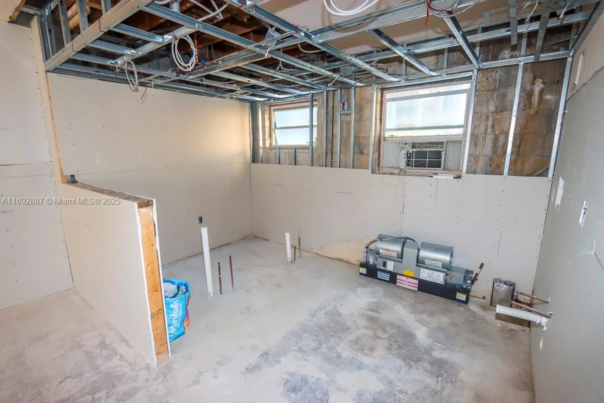 1446 Ocean Dr 1 & 2, Miami Beach, Florida 3313, Miami Beach, Florida 33139, ,Commercial Sale,For Sale,1446 Ocean Dr 1 & 2, Miami Beach, Florida 3313,A11692887