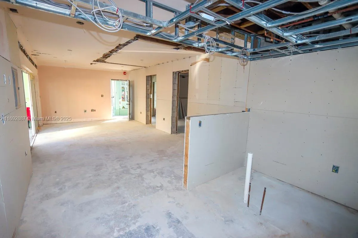 1446 Ocean Dr 1 & 2, Miami Beach, Florida 3313, Miami Beach, Florida 33139, ,Commercial Sale,For Sale,1446 Ocean Dr 1 & 2, Miami Beach, Florida 3313,A11692887