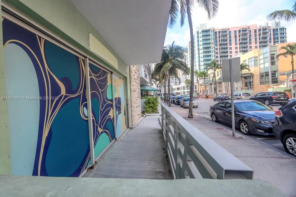 1446 Ocean Dr 1 & 2, Miami Beach, Florida 3313, Miami Beach, Florida 33139, ,Commercial Sale,For Sale,1446 Ocean Dr 1 & 2, Miami Beach, Florida 3313,A11692887